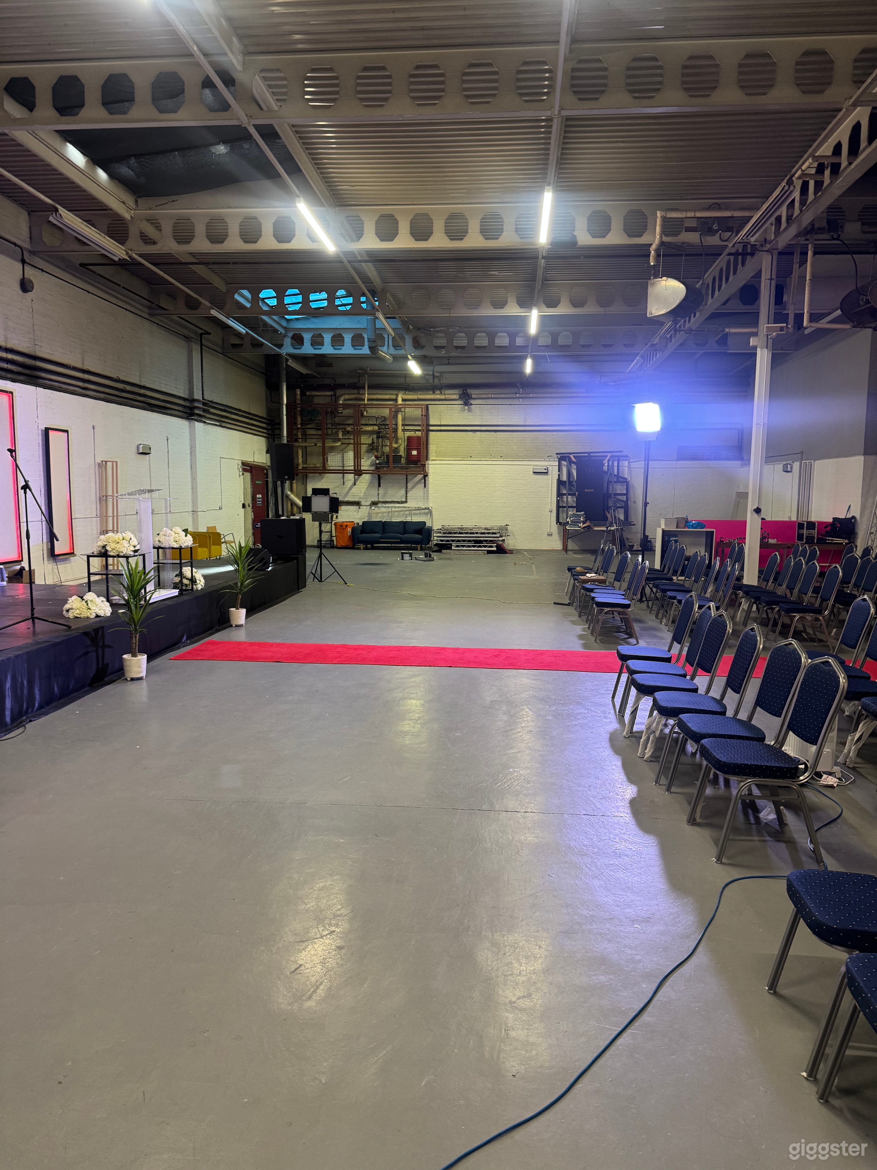 Spacious Venue — Great Value for Group Events Photo 3