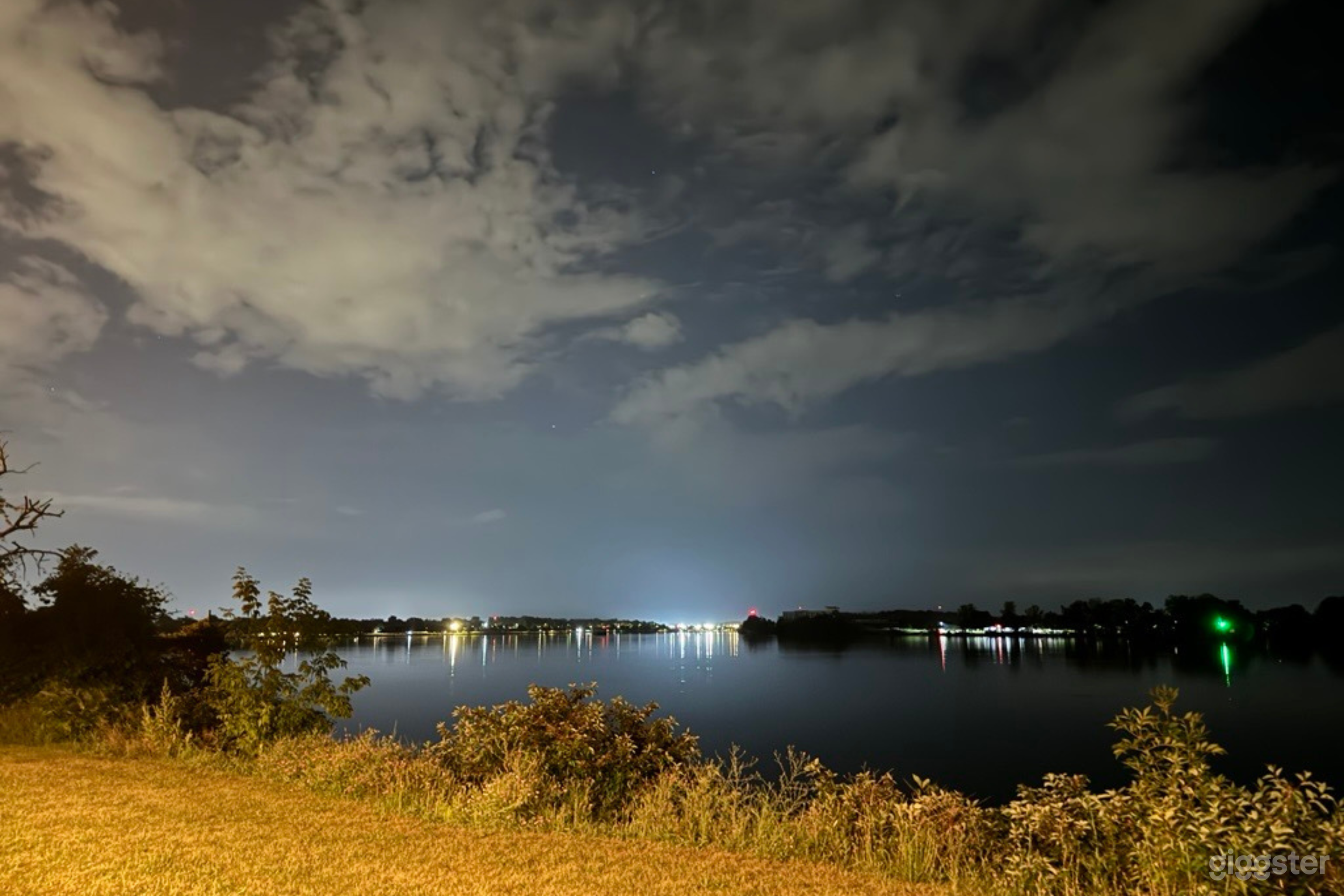 Waterfront Event Space for Rent – Tonawanda Island Photo 4