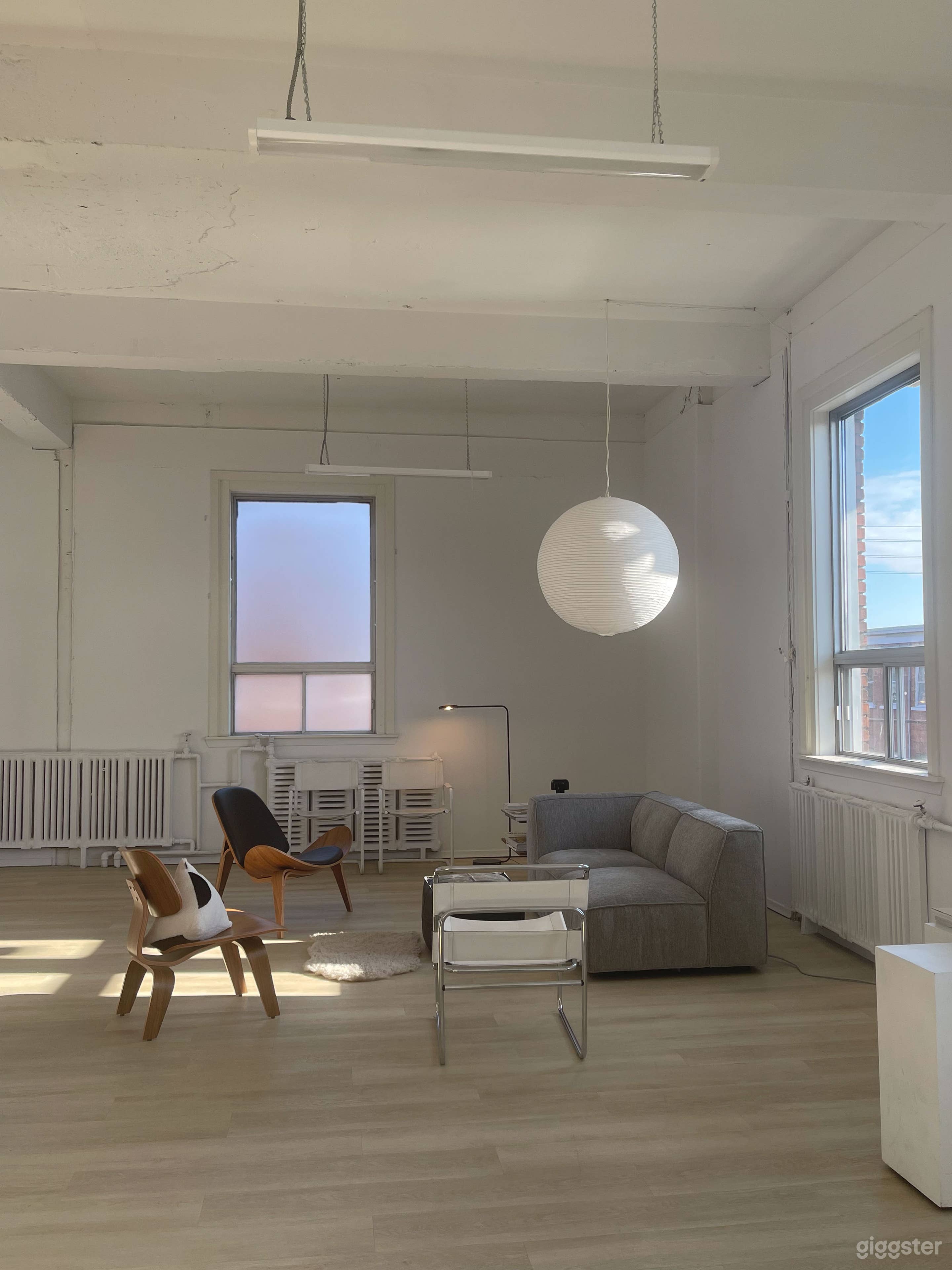 Ottawa Natural Light Studio and Event Space Photo 2