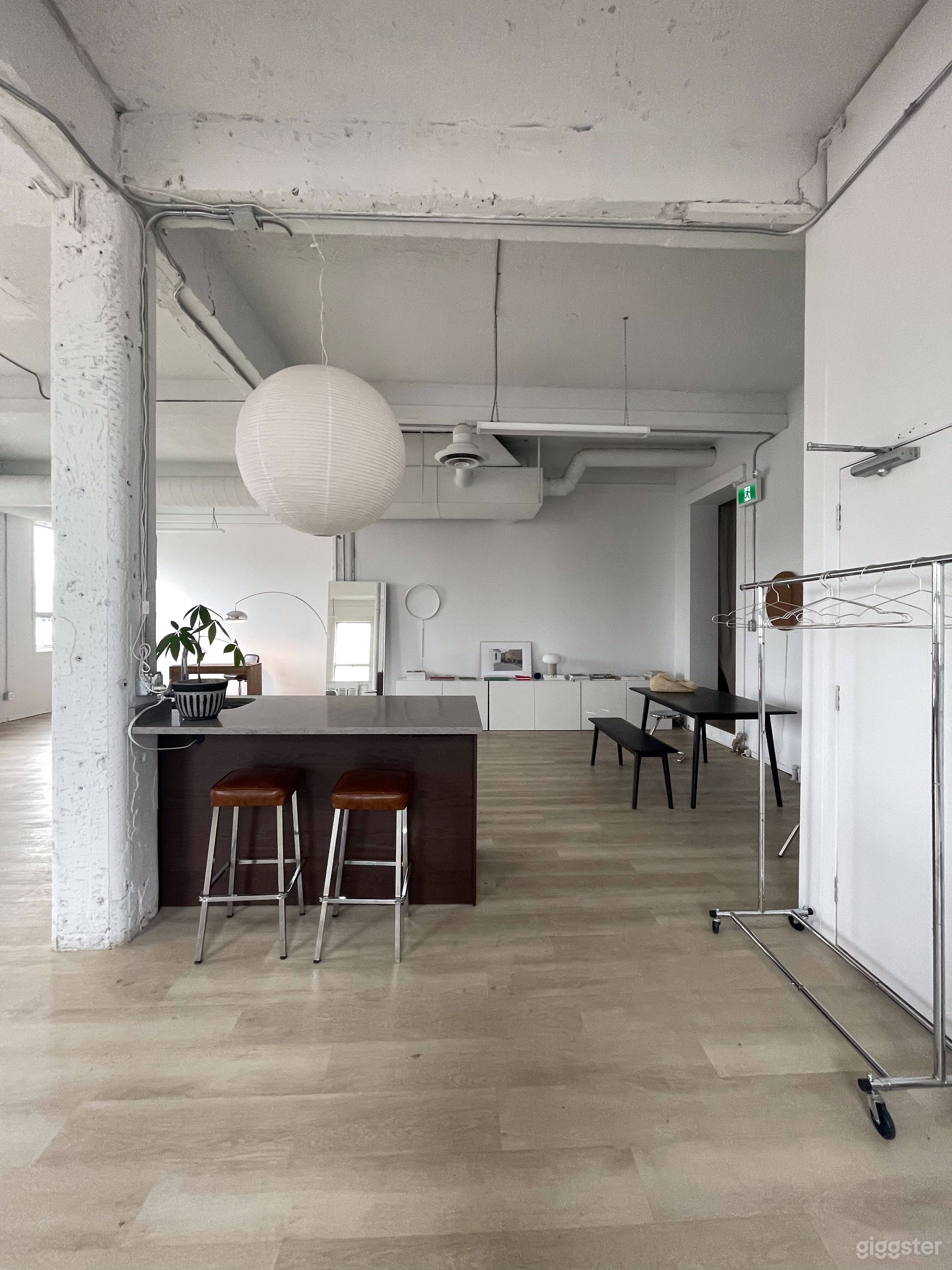 Ottawa Natural Light Studio and Event Space Photo 4