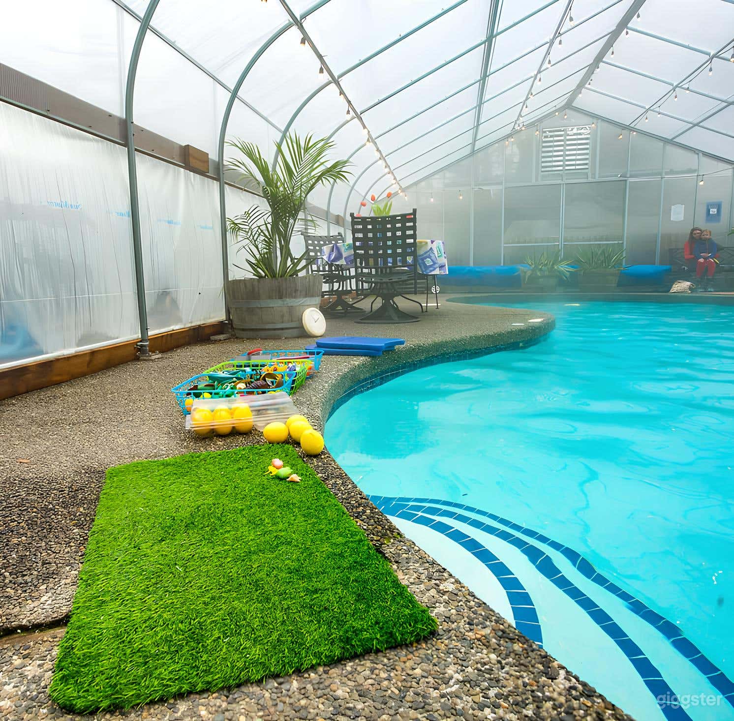 East Pool: NE Seattle Photo 2