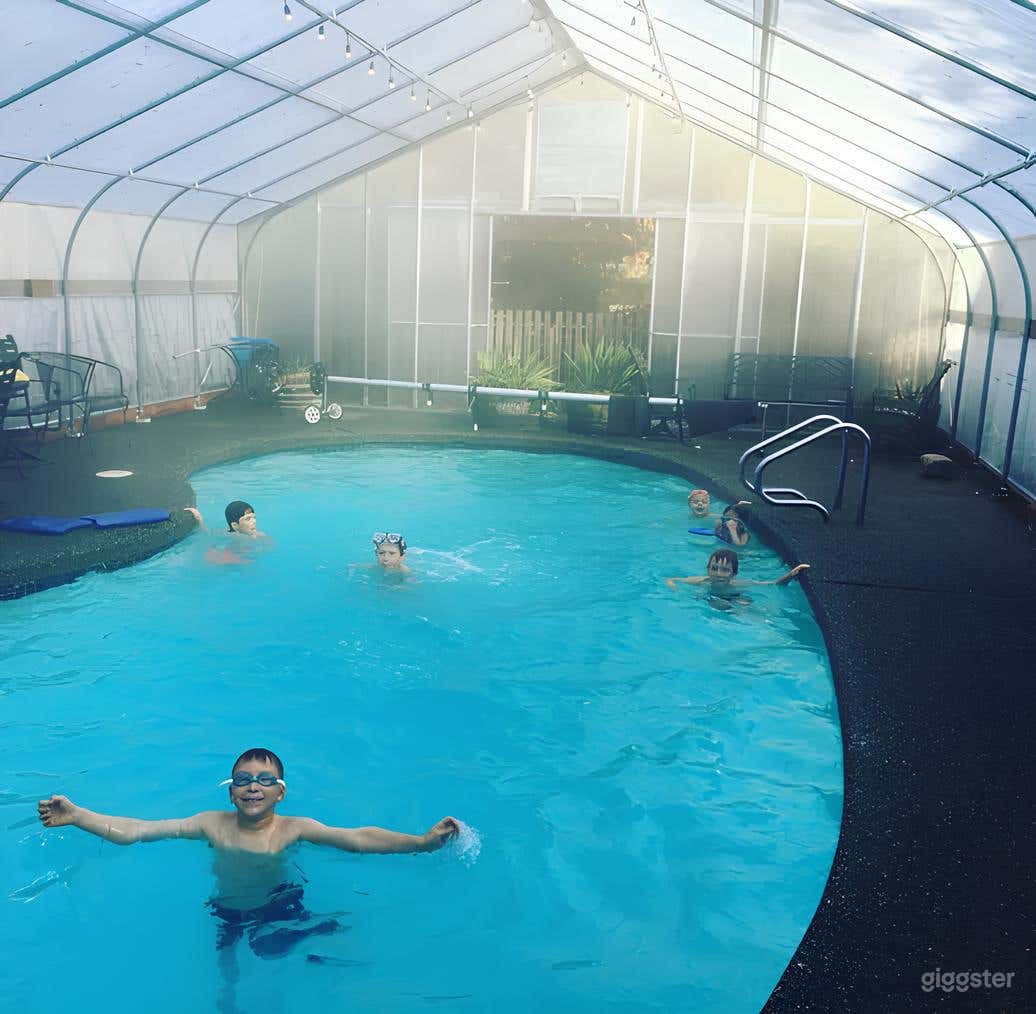 East Pool: NE Seattle Photo 3