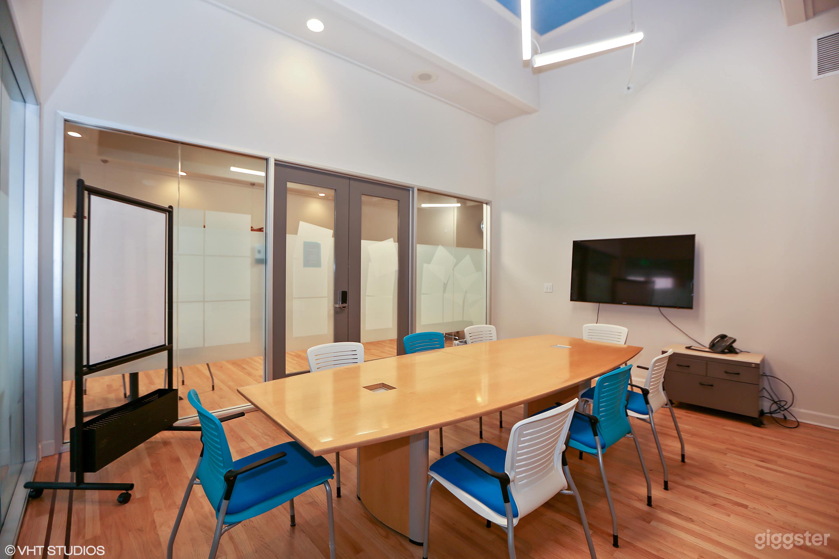 Large Conference Room in Sunnyvale Photo 1