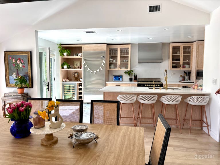  Secluded Ranch House with Large Driveway and Pool  