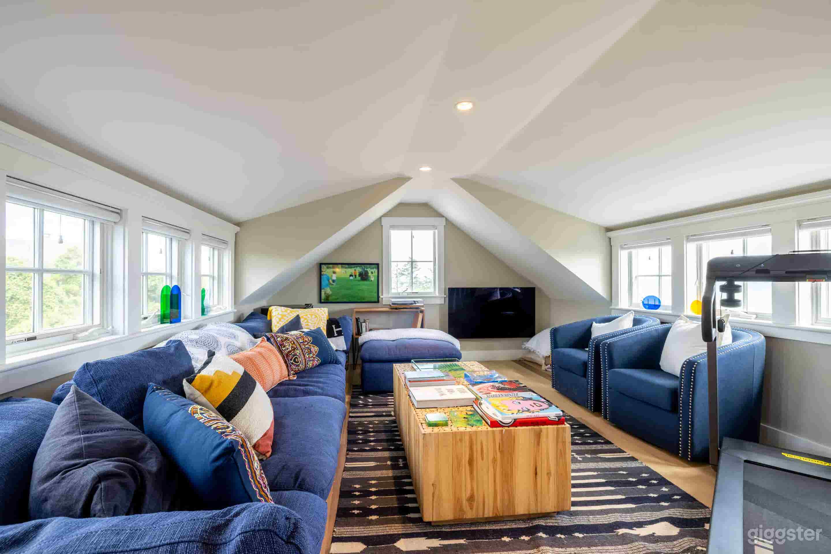 House &amp; Guest House in Chilmark Photo 4