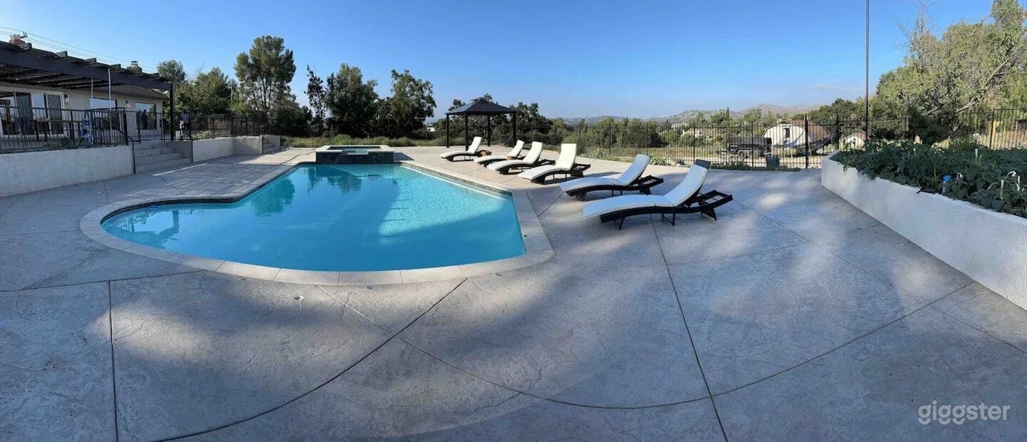 Picturesque Pool with Spa Photo 2