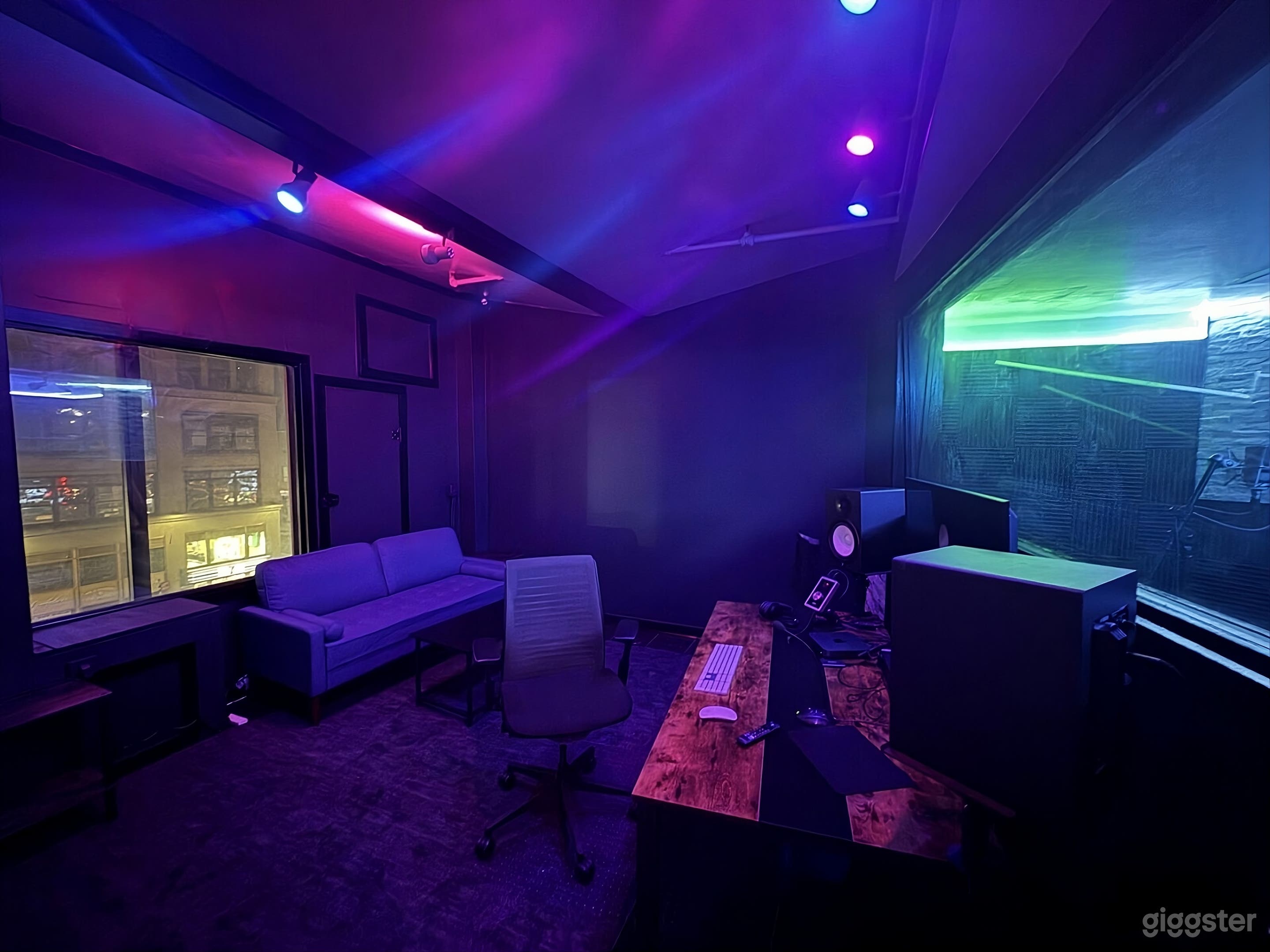 Professional Recording Studio in Times Square Photo 1