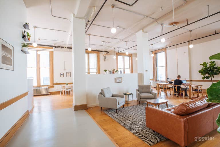  Light-filled production space in historic building 