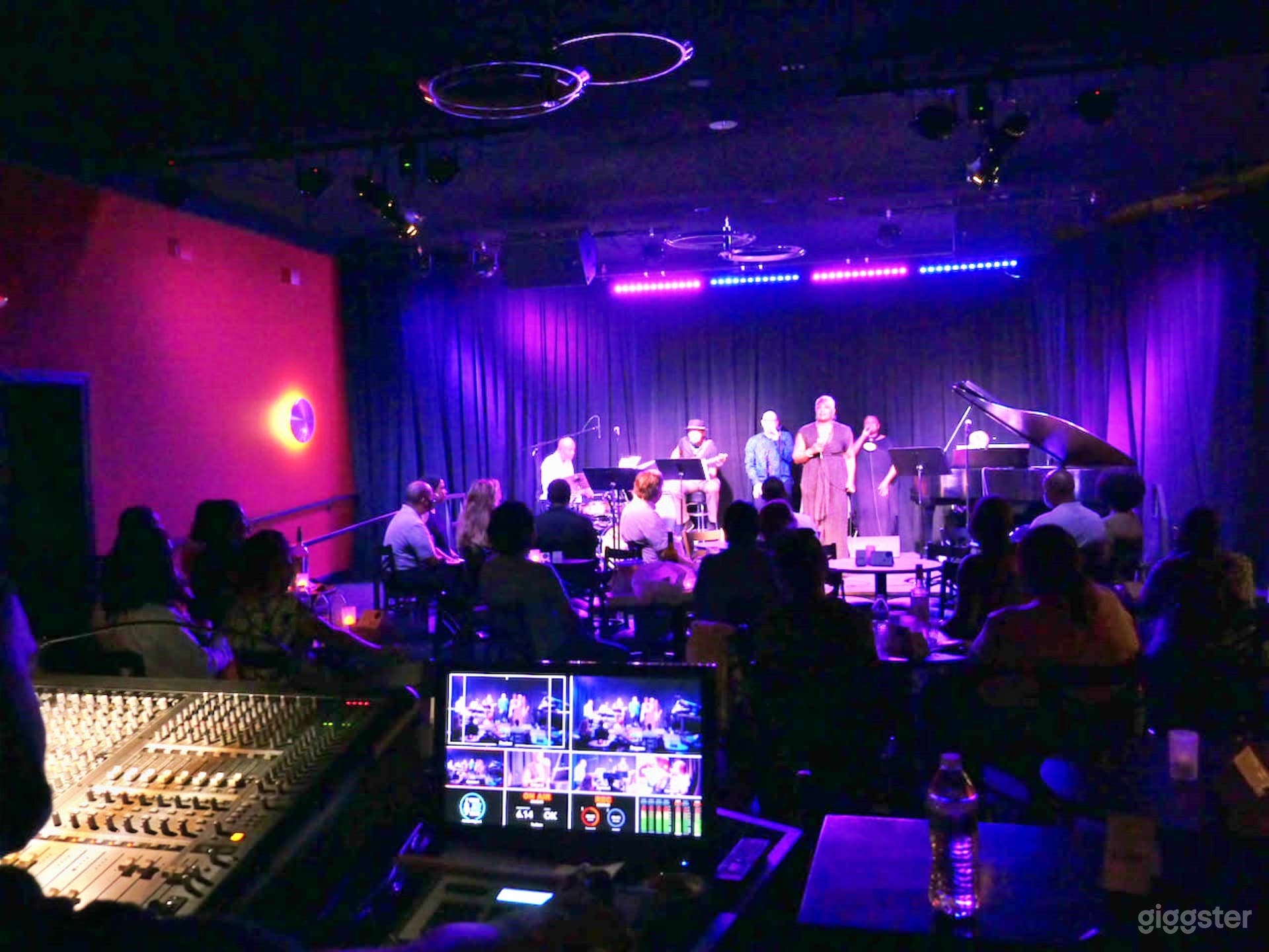 Upscale Jazz Venue &amp; Stage Photo 3