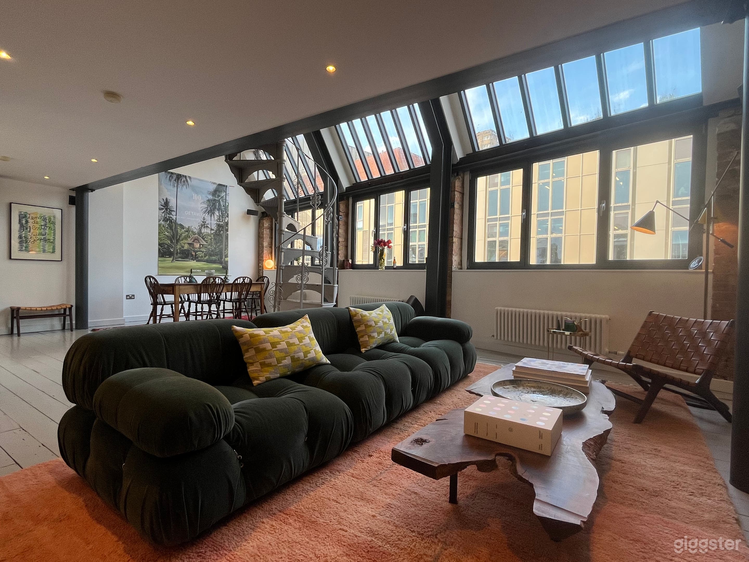 Warehouse Loft / Artist Studio / West London  Photo 4