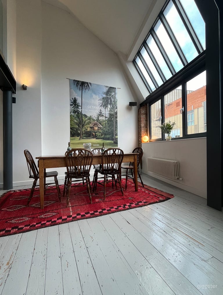  Warehouse Loft / Artist Studio / West London  