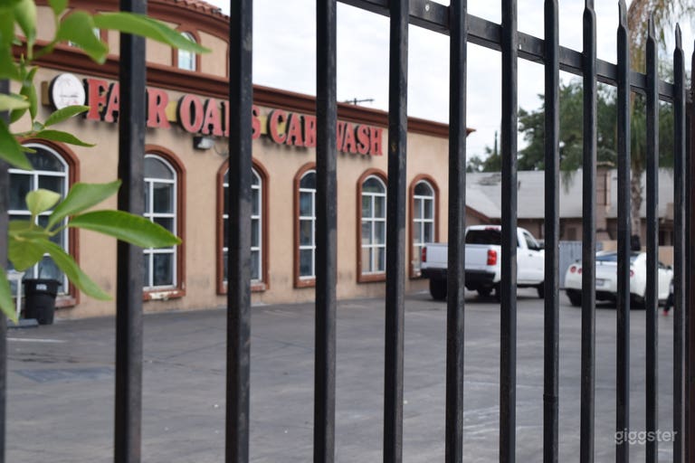  Big drying area with room for 15 cars 