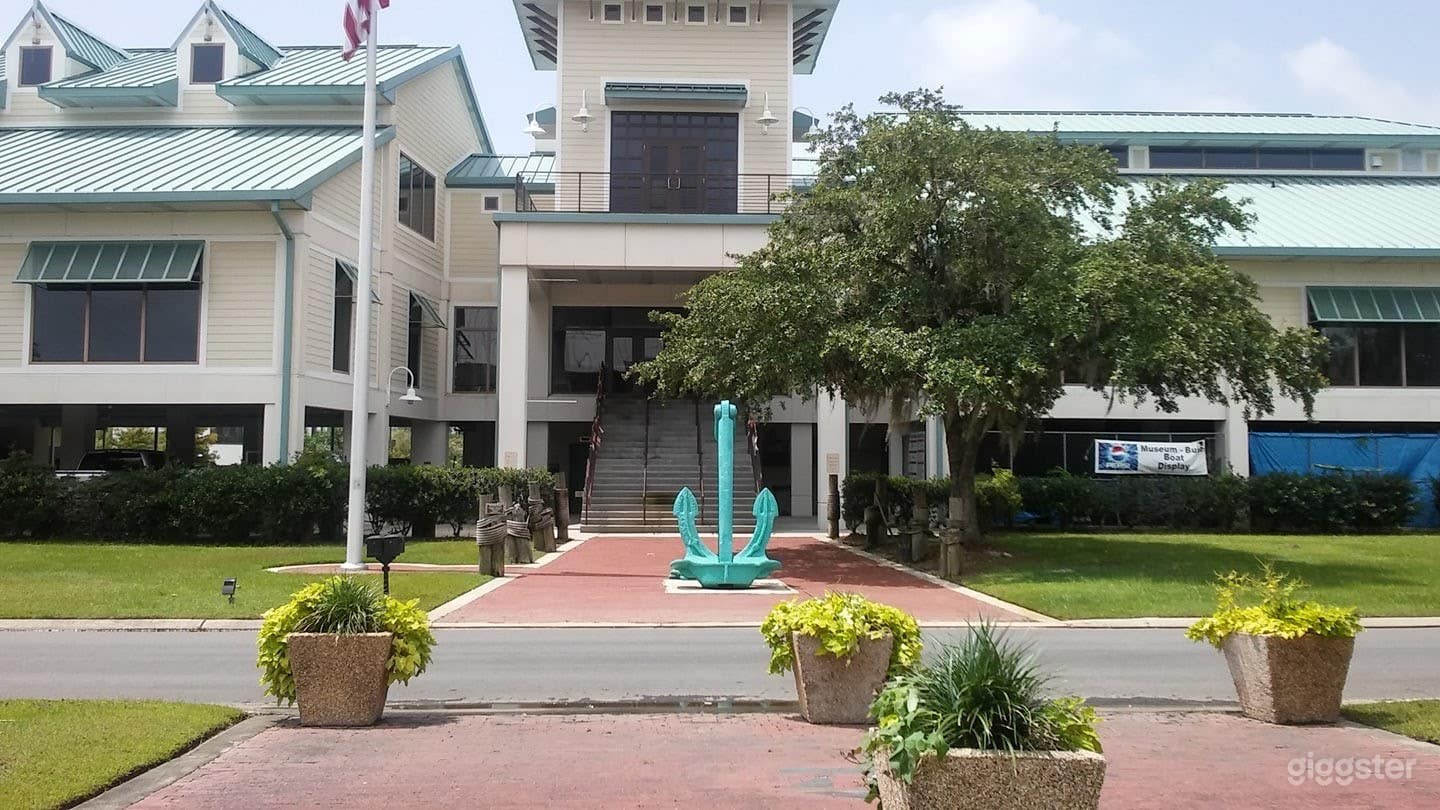 Guided Tour Museum Photo 4