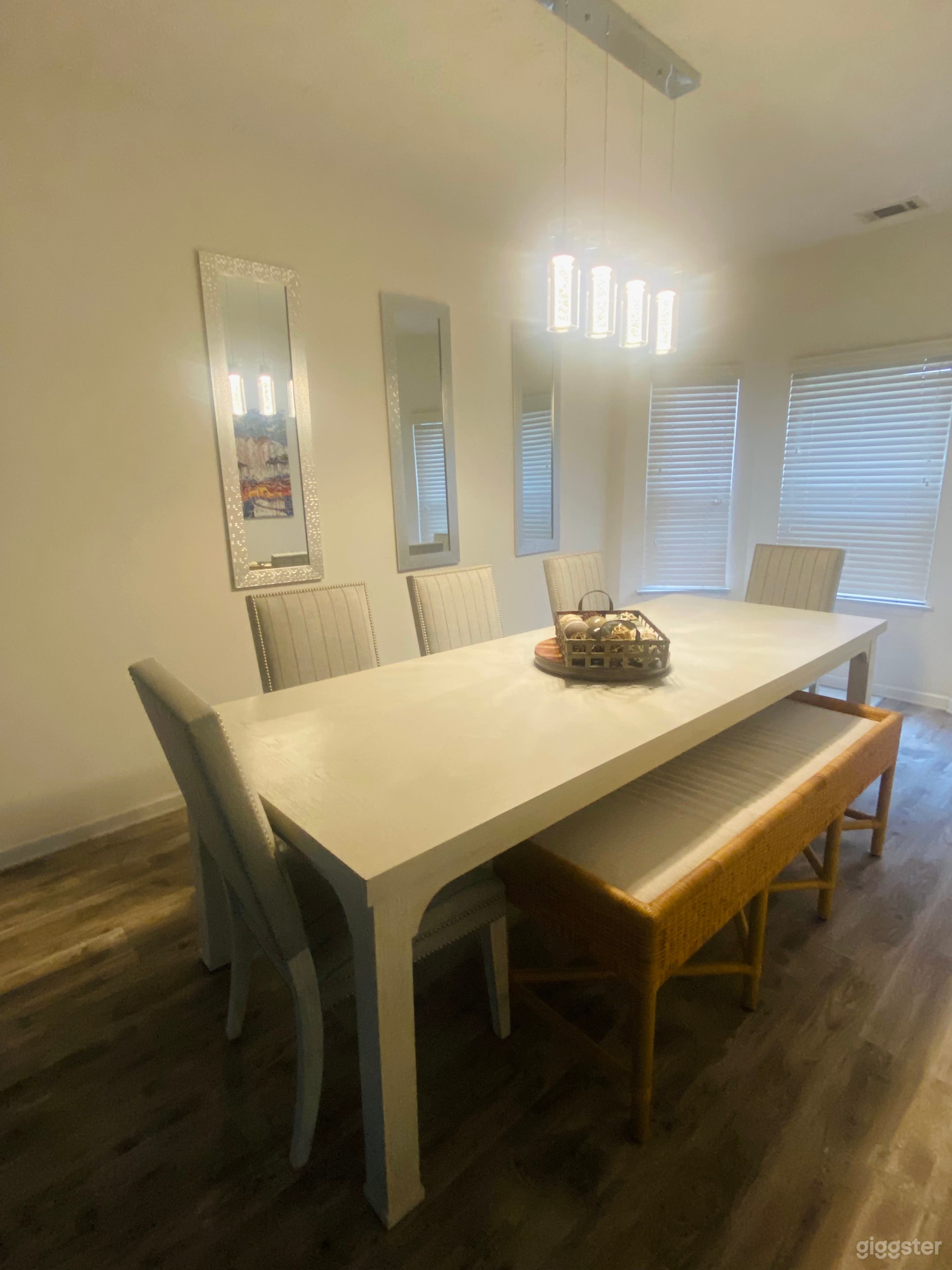 Large and modern living room with bench, party of 8 