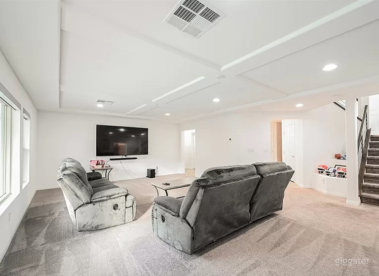  Game Room w/ 65 inch mounted TV 