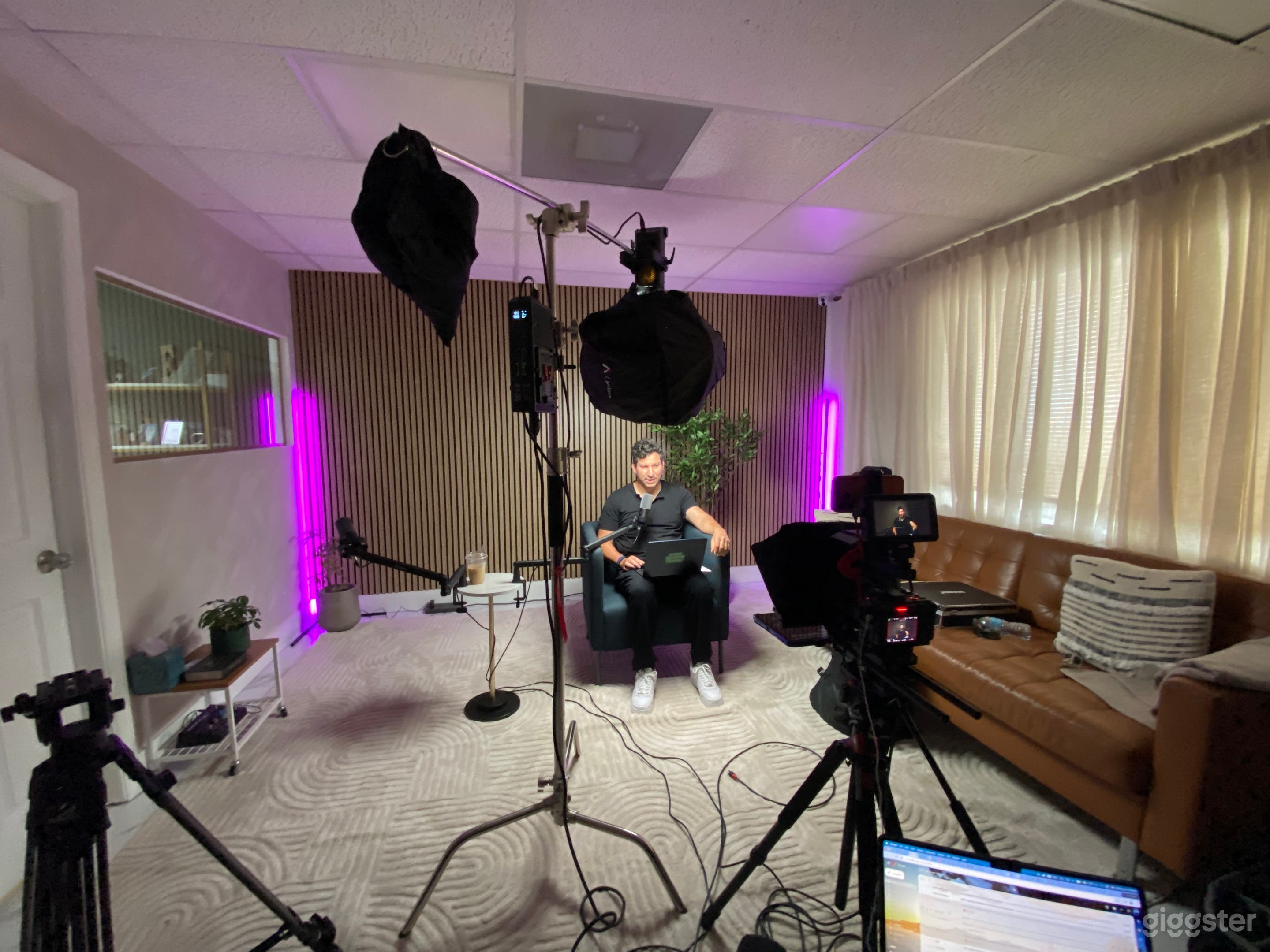 Turnkey Podcast & Content Creation Studio  Photo 4