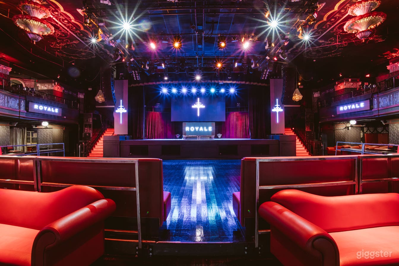 Historic Boston Ballroom with contemporary flair  Photo 1