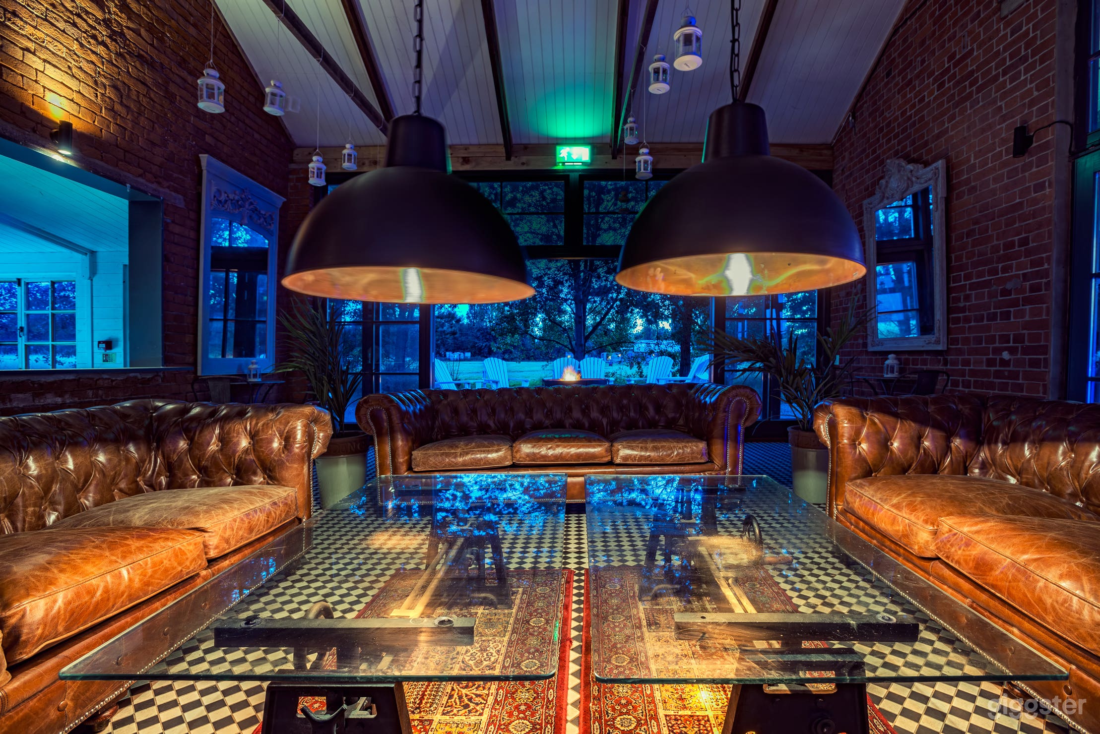 The Bomb Factory  Photo 4