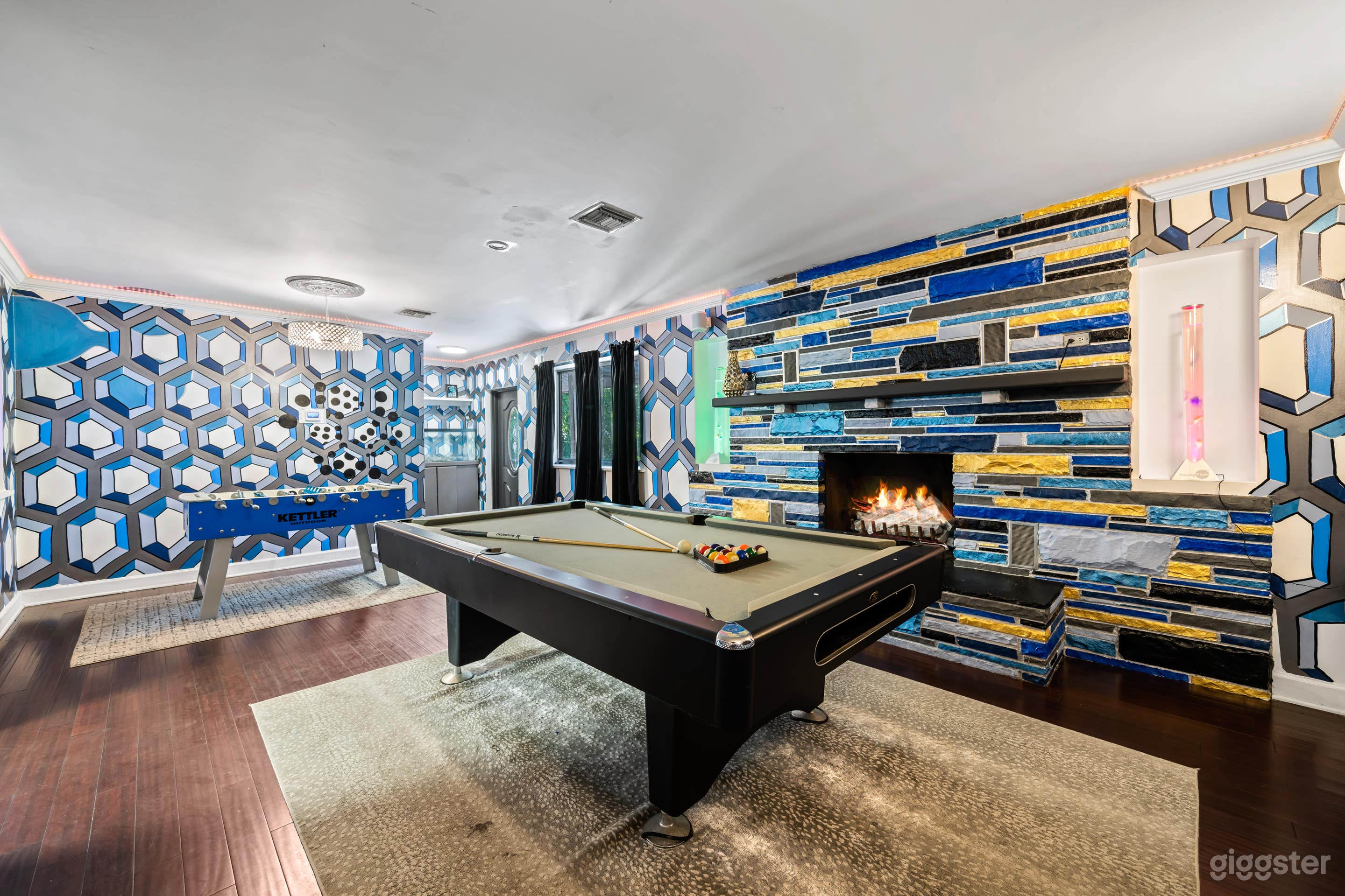 SERENE OASIS OF LUXURY: VILLA BLOCKCHAIN Photo 3