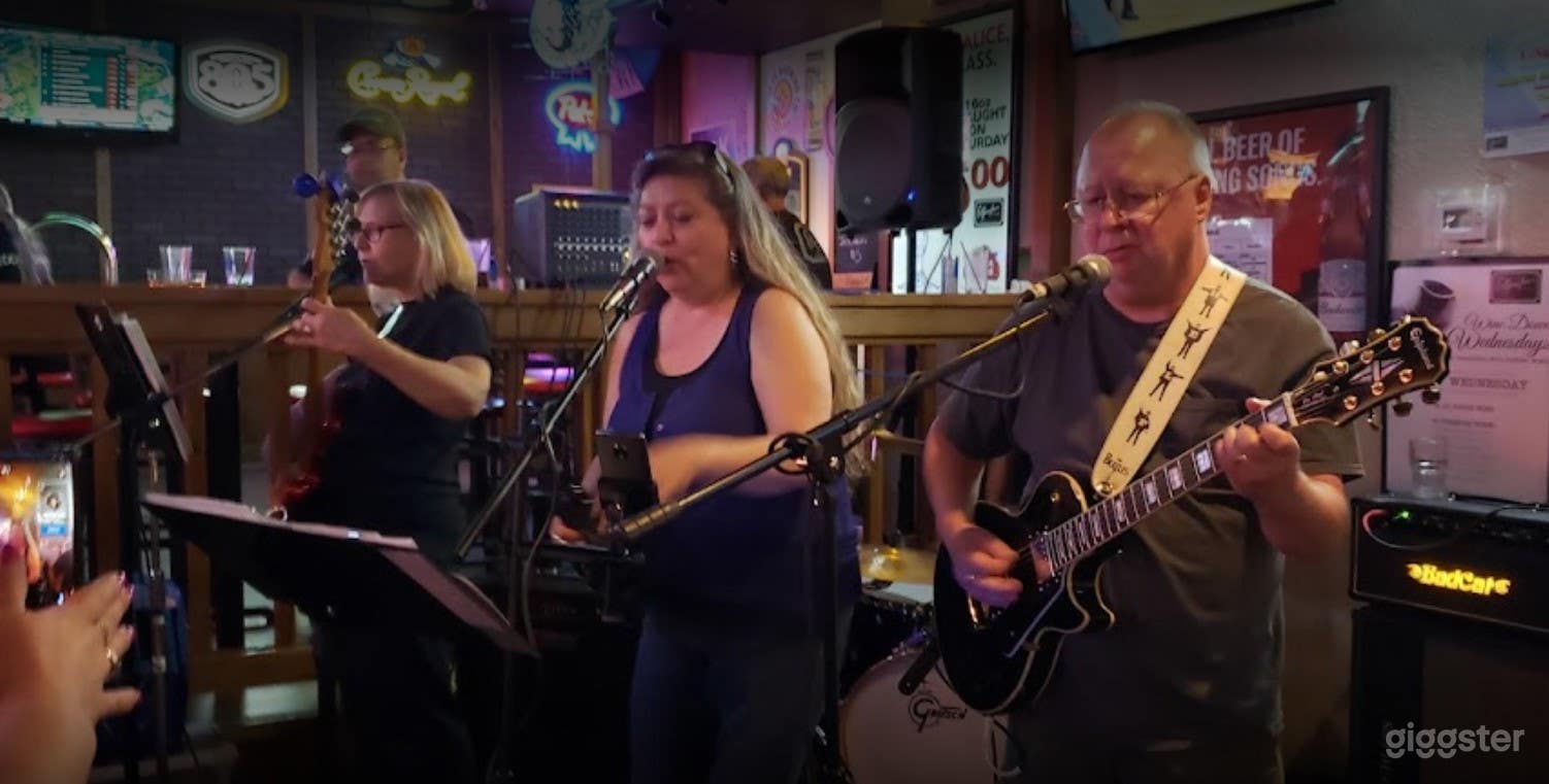 Unfussy Local Bar with Karaoke in Albuquerque Photo 2