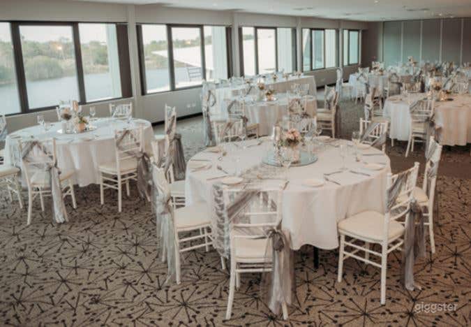 Sophisticated Stradbroke Island Room with View Photo 2