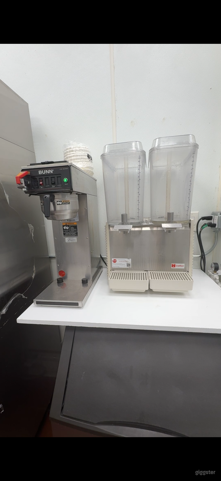  Commercial Collective Kitchen Rental 