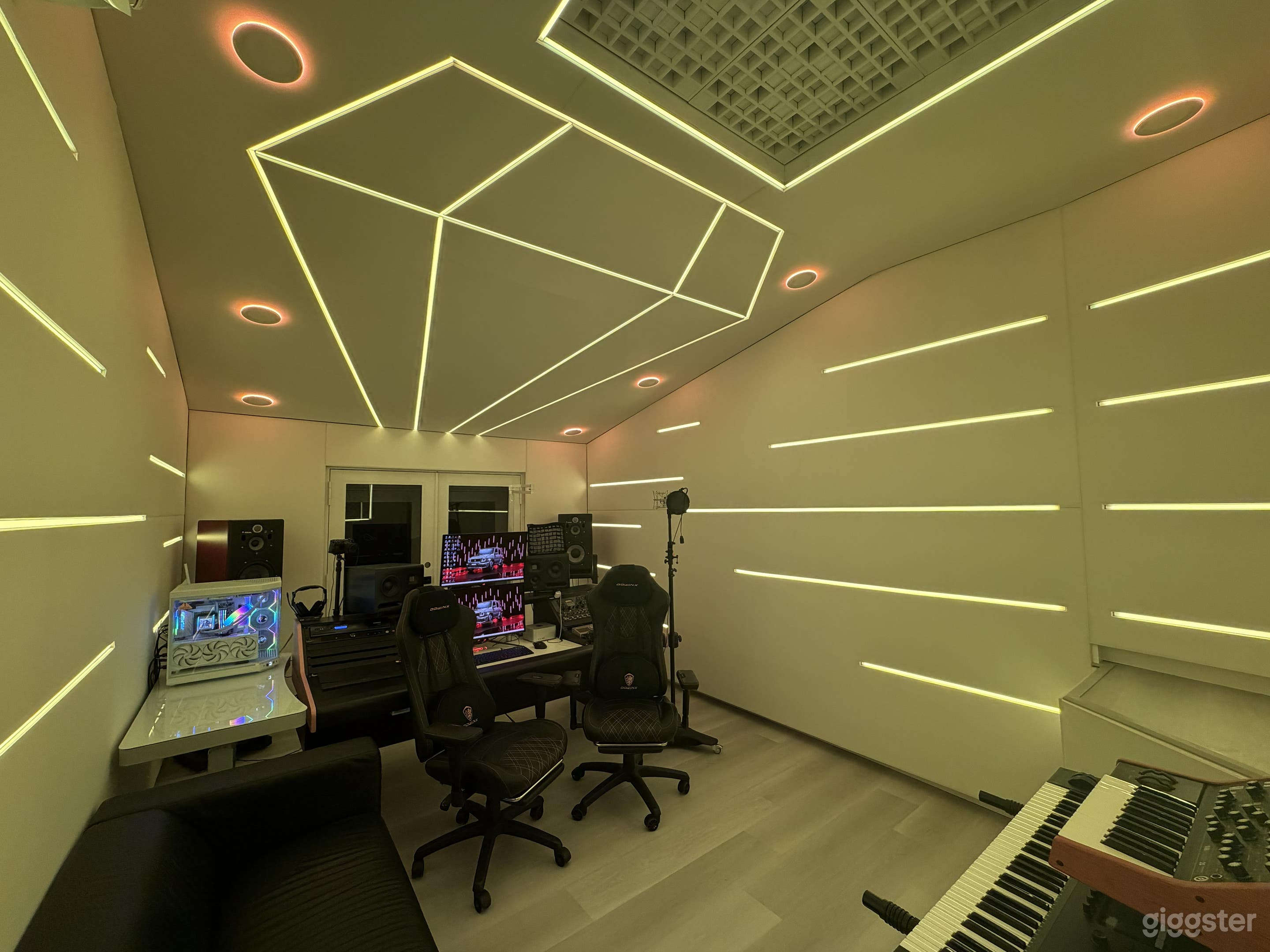 Luxury Miami Recording Studio for Music Camps & Sessions Photo 2