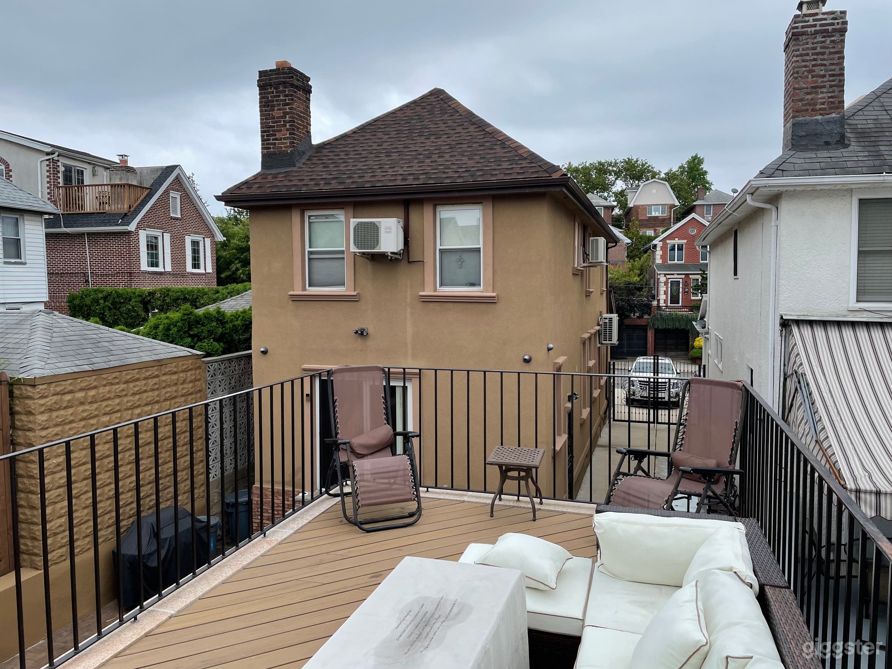 Backyard Urban Patio Photo 4