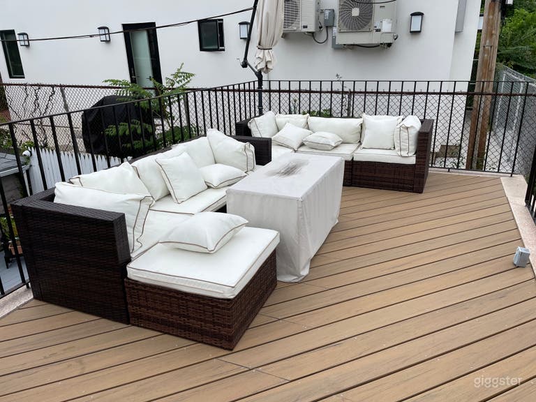  Patio urbain dans le jardin arrière 
