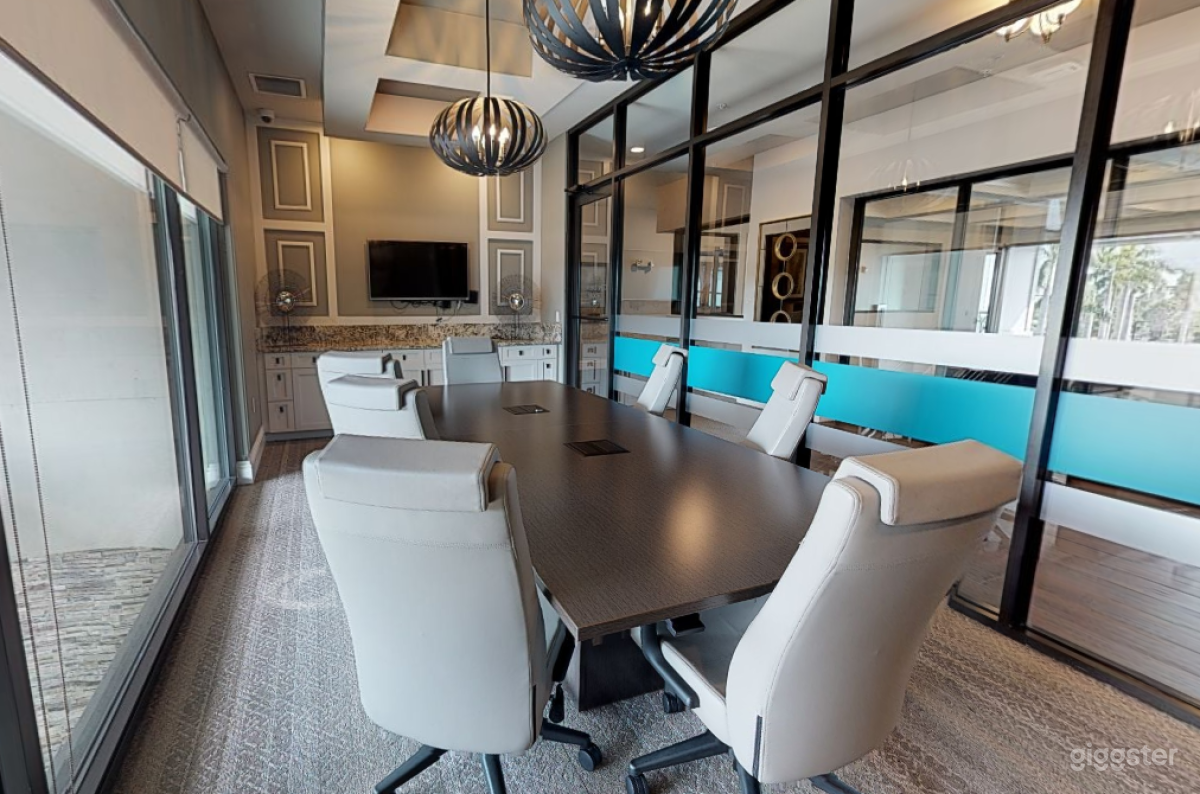 Bright, Modest Conference Room in St. Petersburg Photo 3