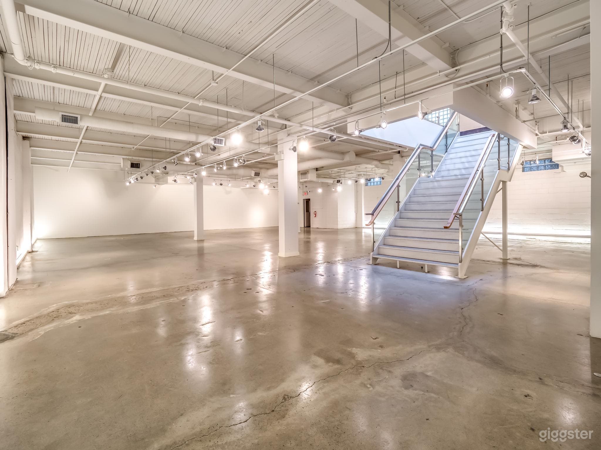 UnderGround - by AGTO Photo 4