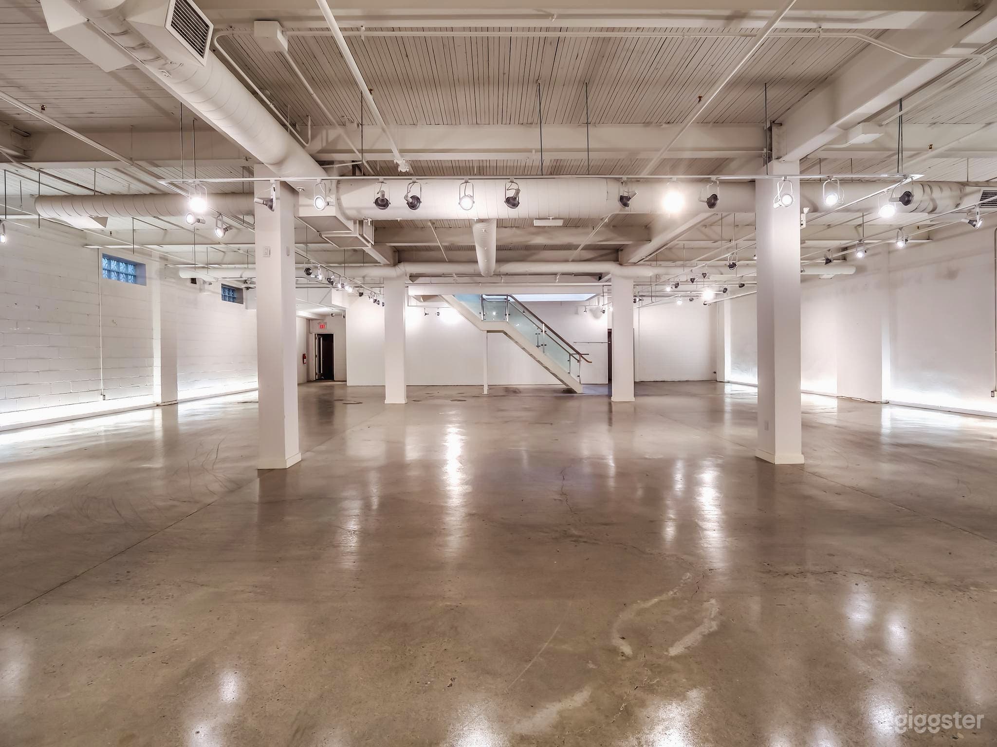 UnderGround - by AGTO Photo 2