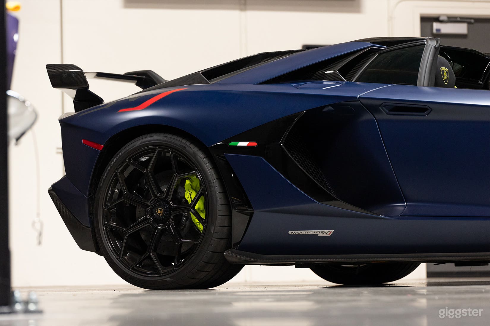 2021 Lamborghini SVJ Photo 3