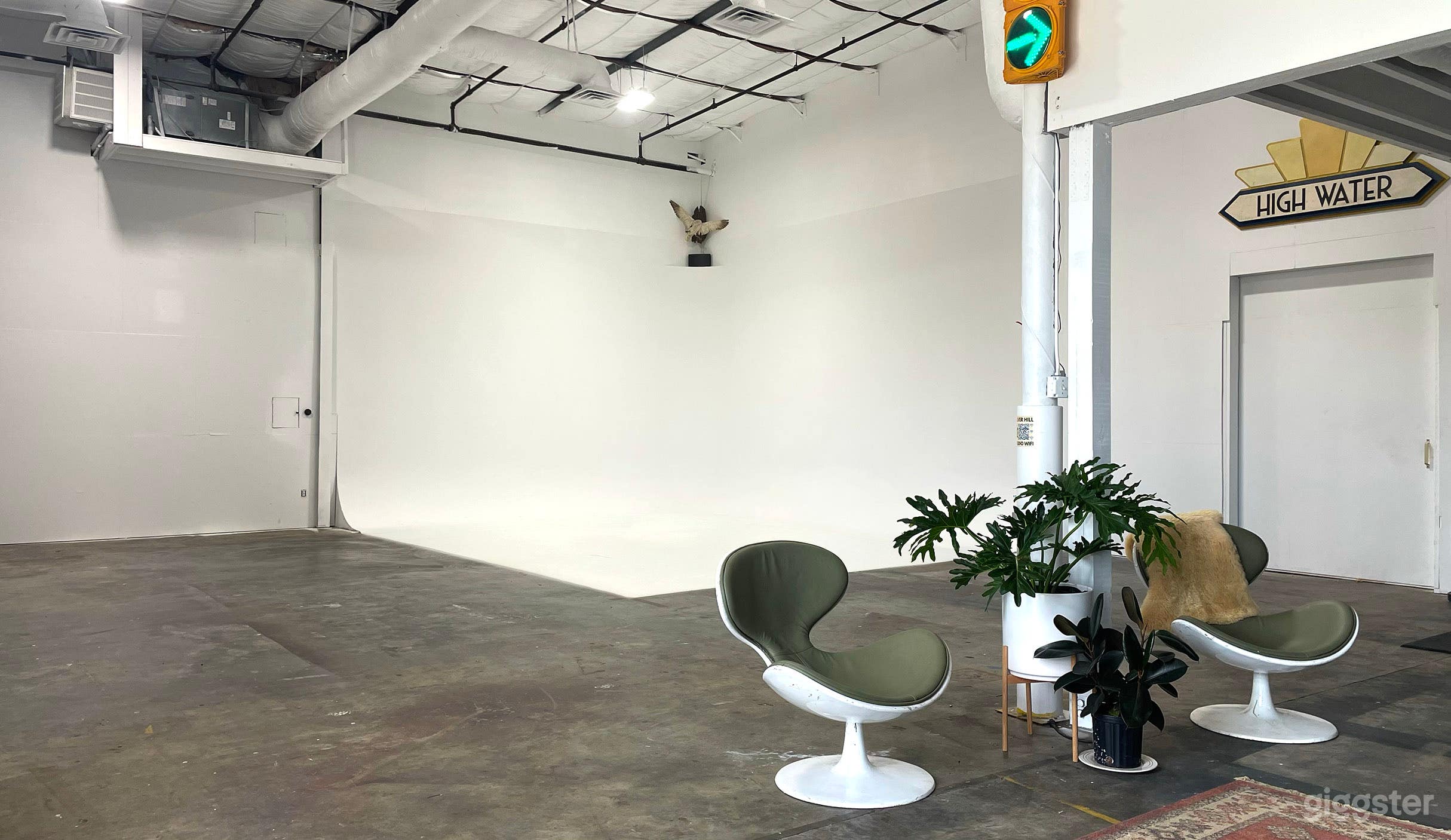 3200 SQ FT Production Studio in Downtown Charleston Photo 1