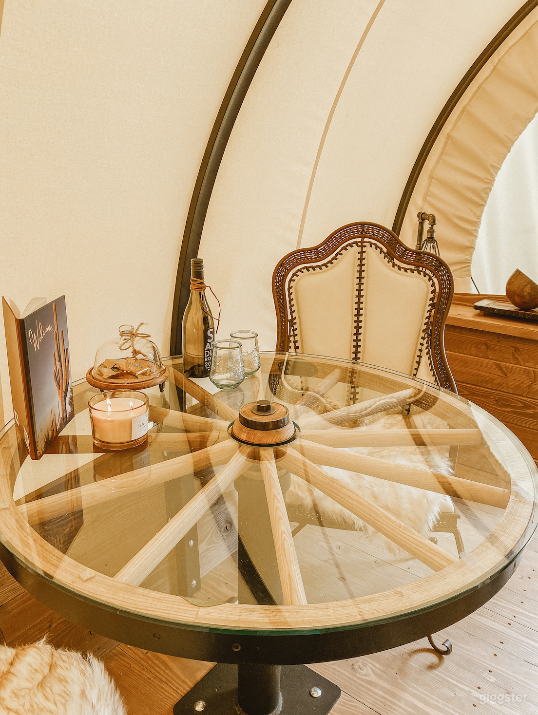 Conestoga Luxury Covered Wagon Photo 4