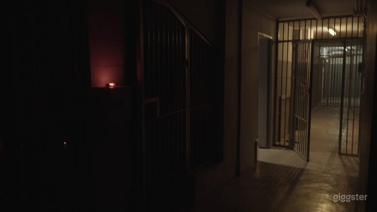  Prison Escape Room 