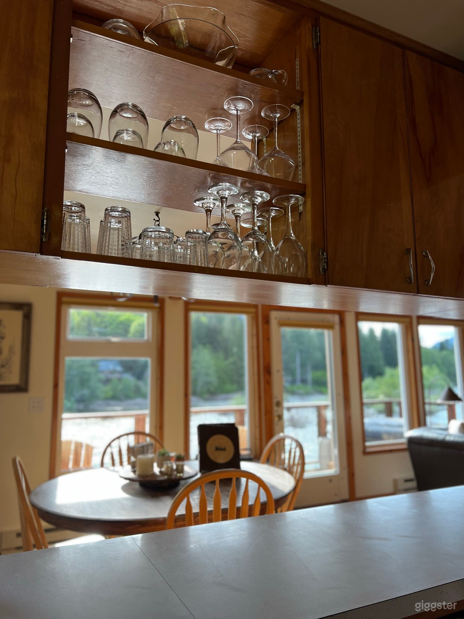 Sky Mountain House-Magestic River front views! In Photo 3