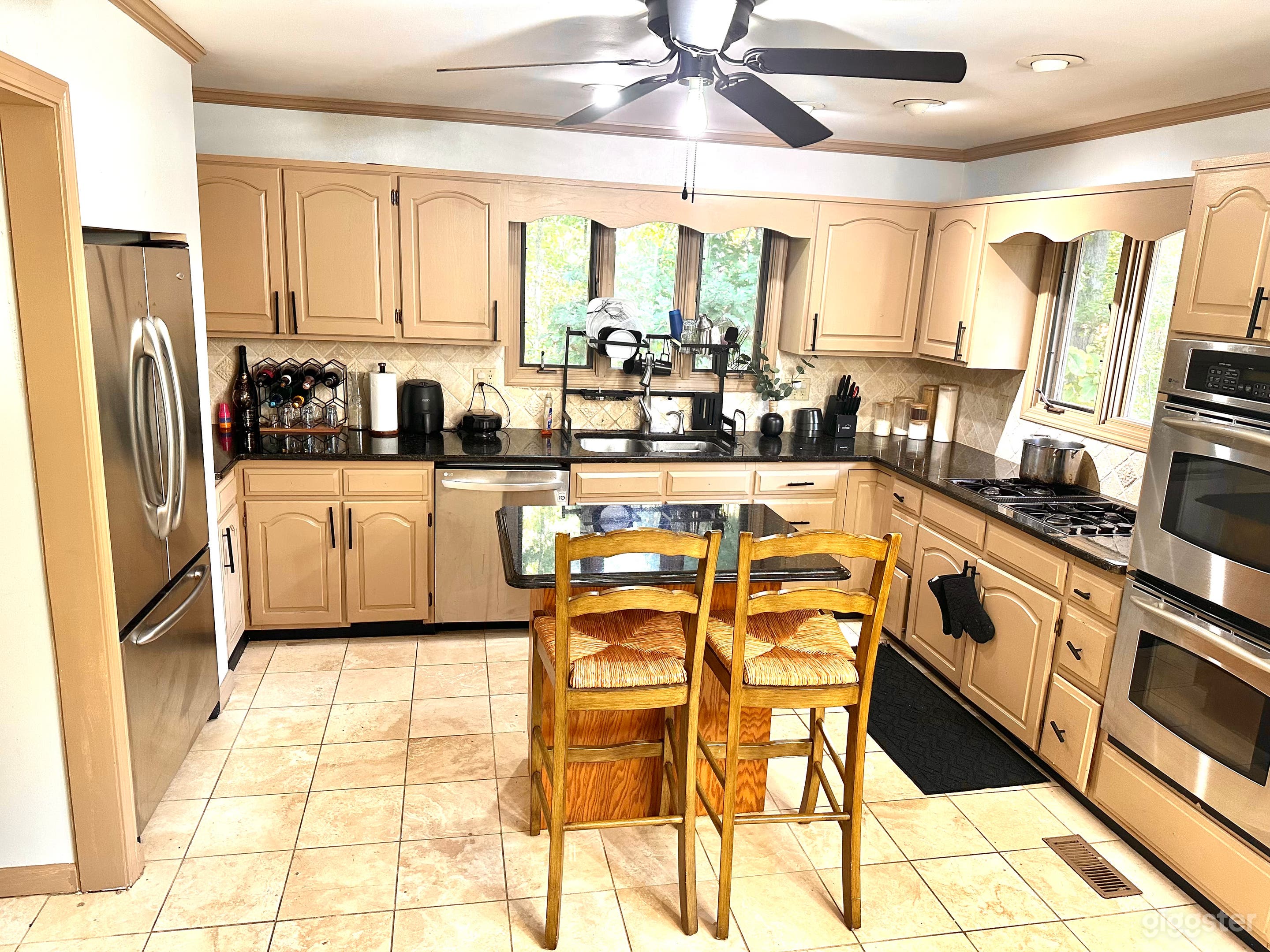 Cabin at lake demo Photo 2