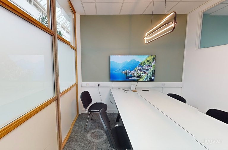  Modern Meeting Room 3 in Cambridge 
