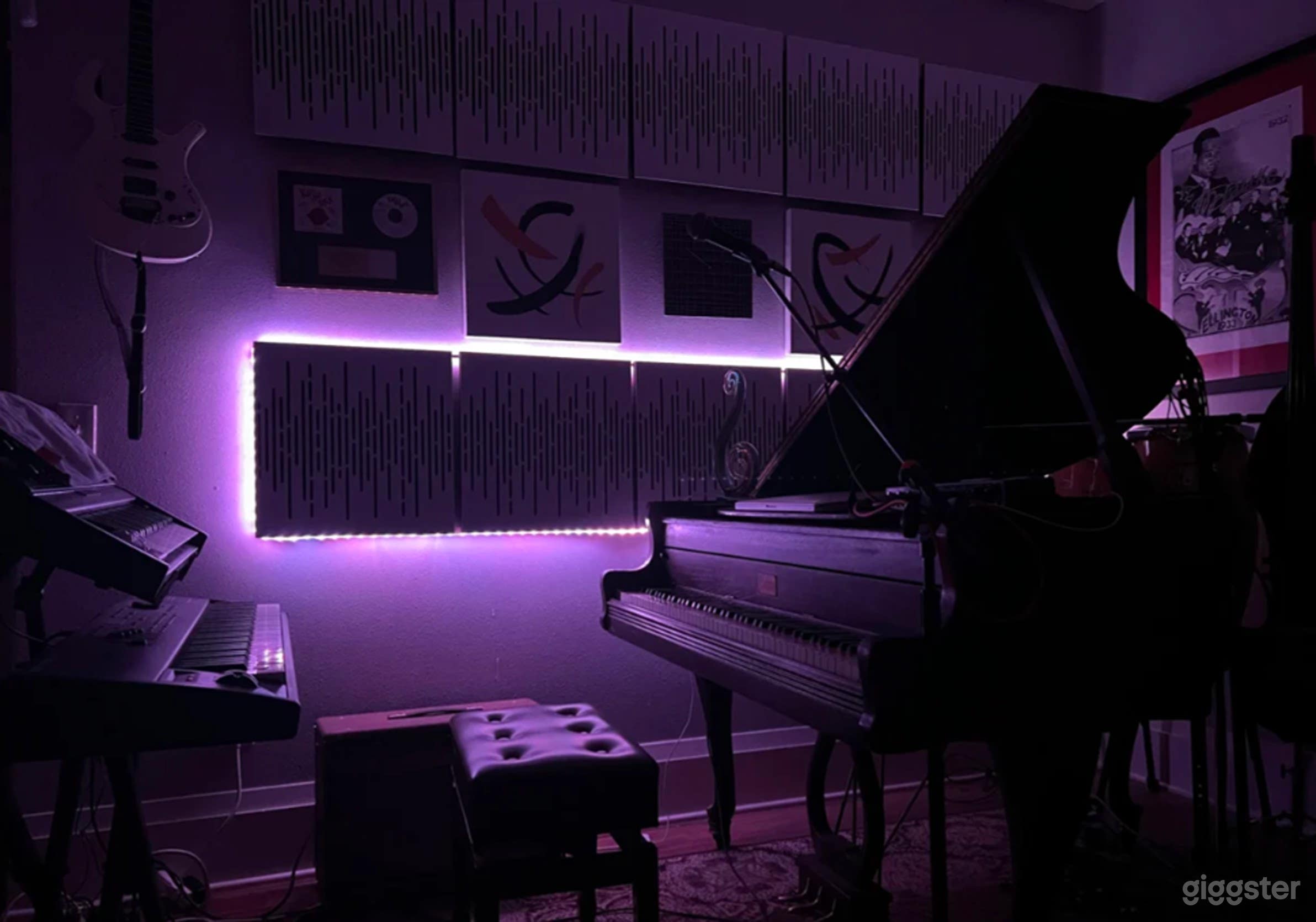 Professional Recording Studio/ Dolby Room Photo 4