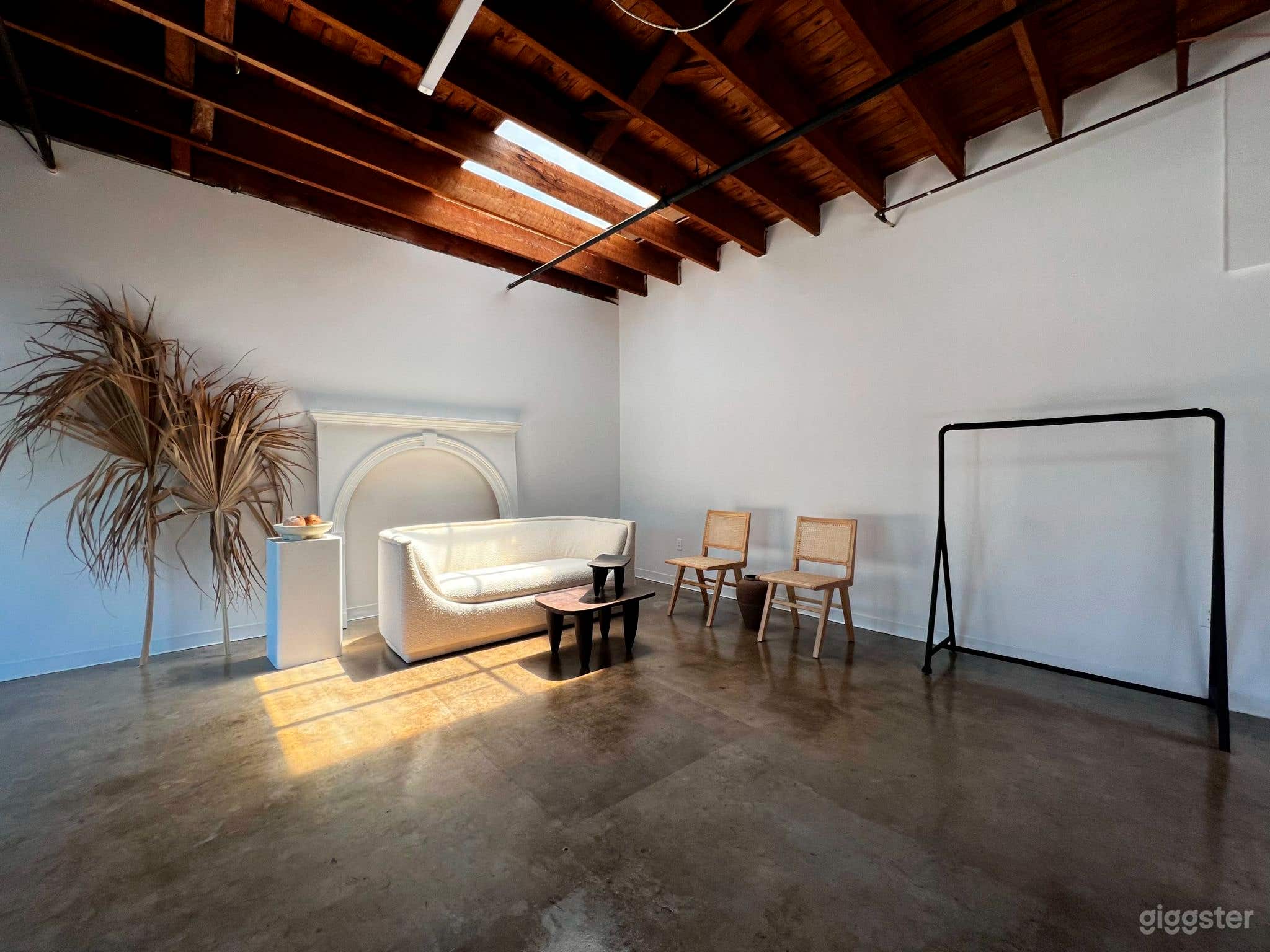 Photography Concept Studio Photo 2