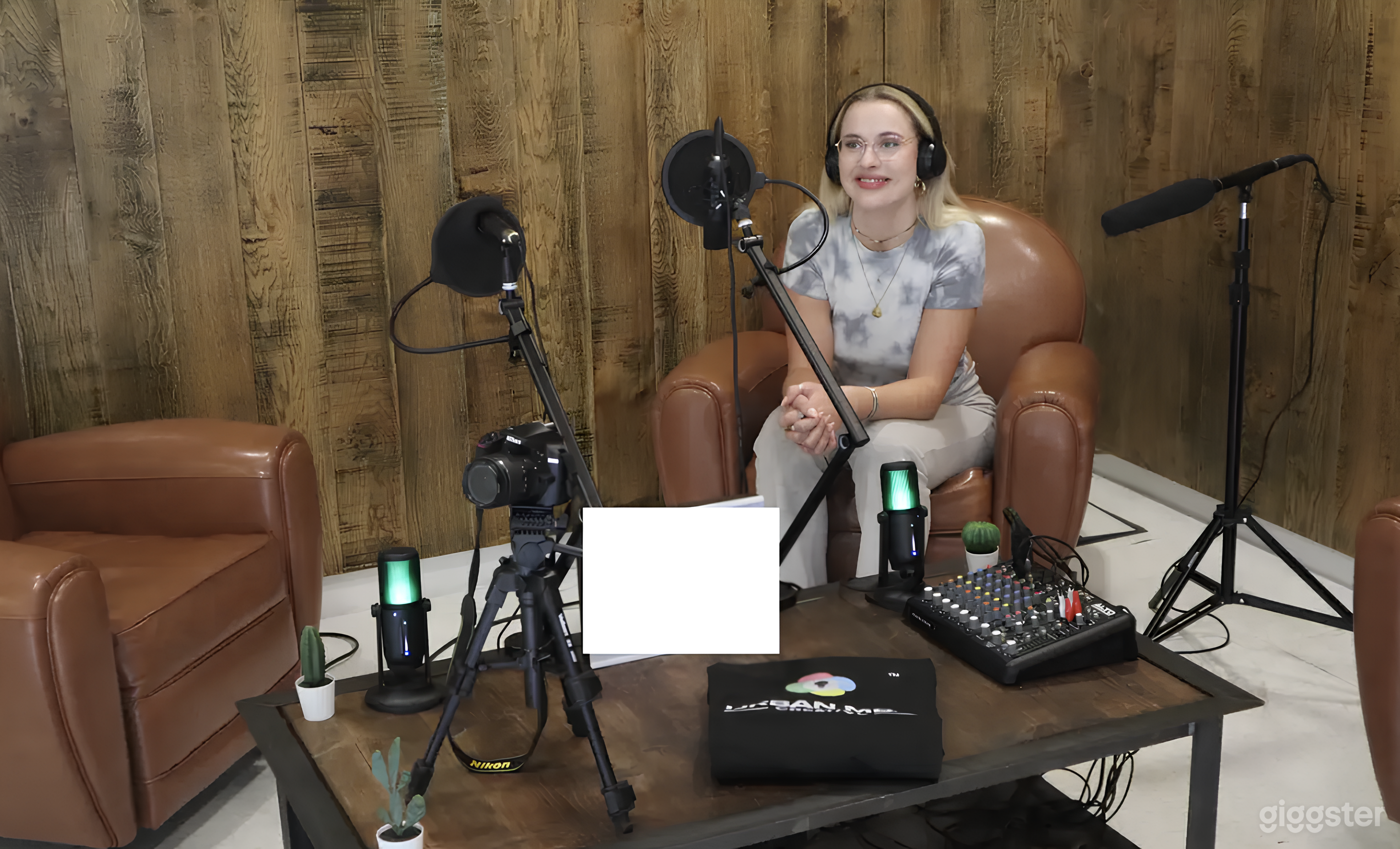 Podcast Studio in London Photo 3