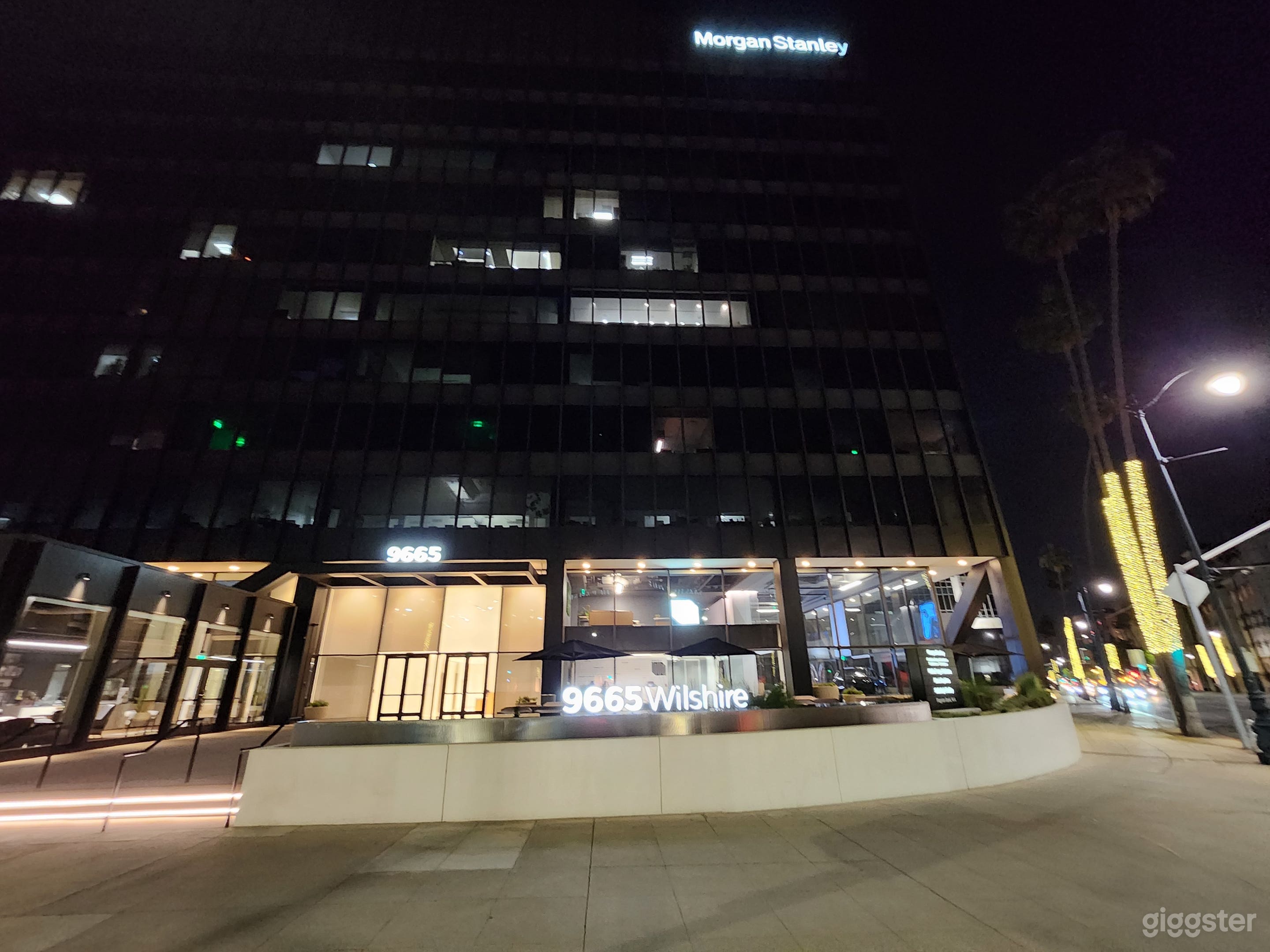 PROMO:  Luxury office, building and location  Photo 4