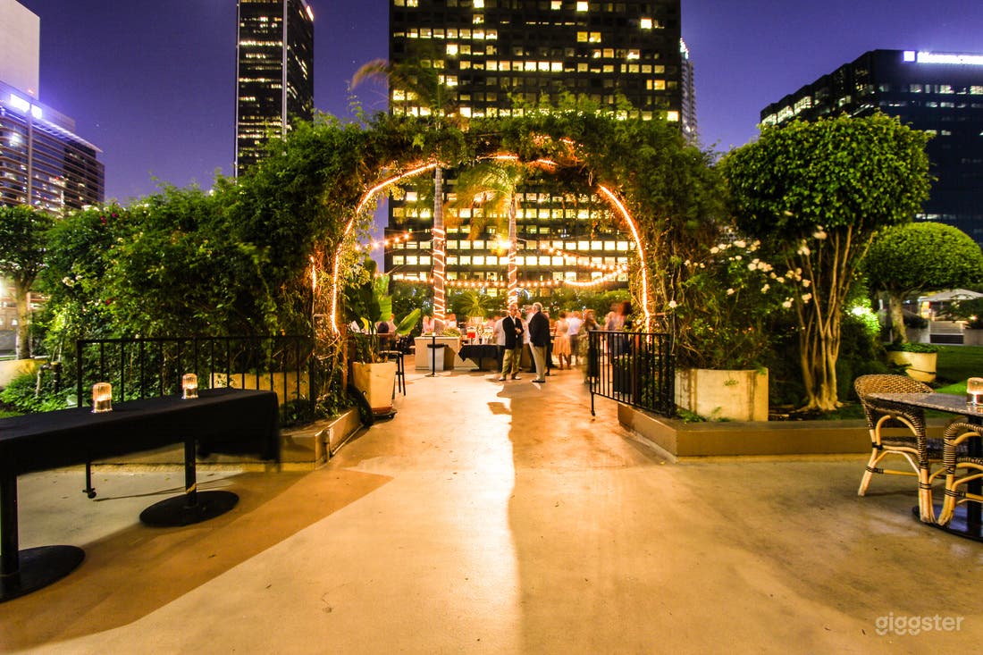 Rooftop Restaurant Event Venue in DTLA Photo 1