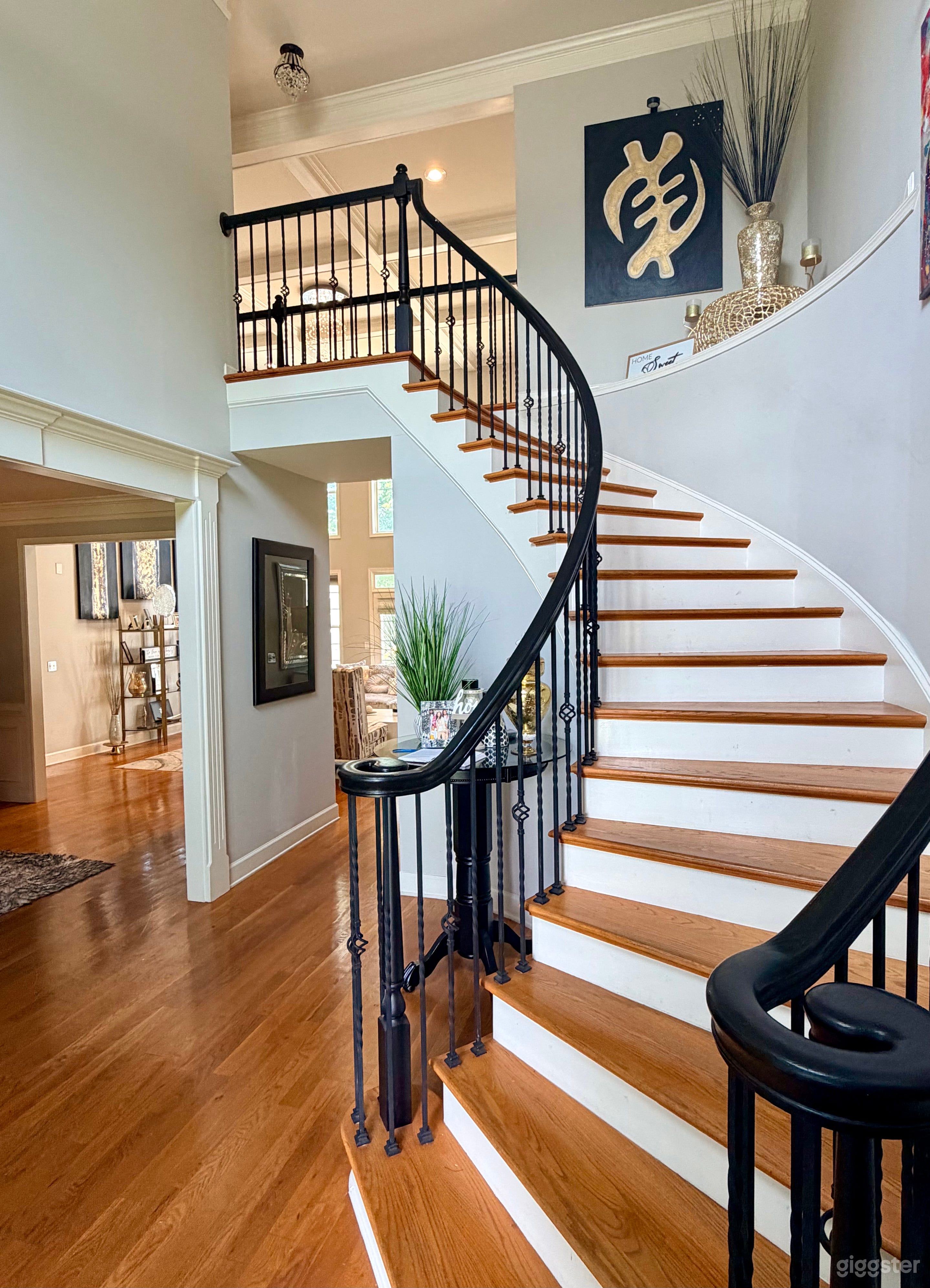 Entry Staircase