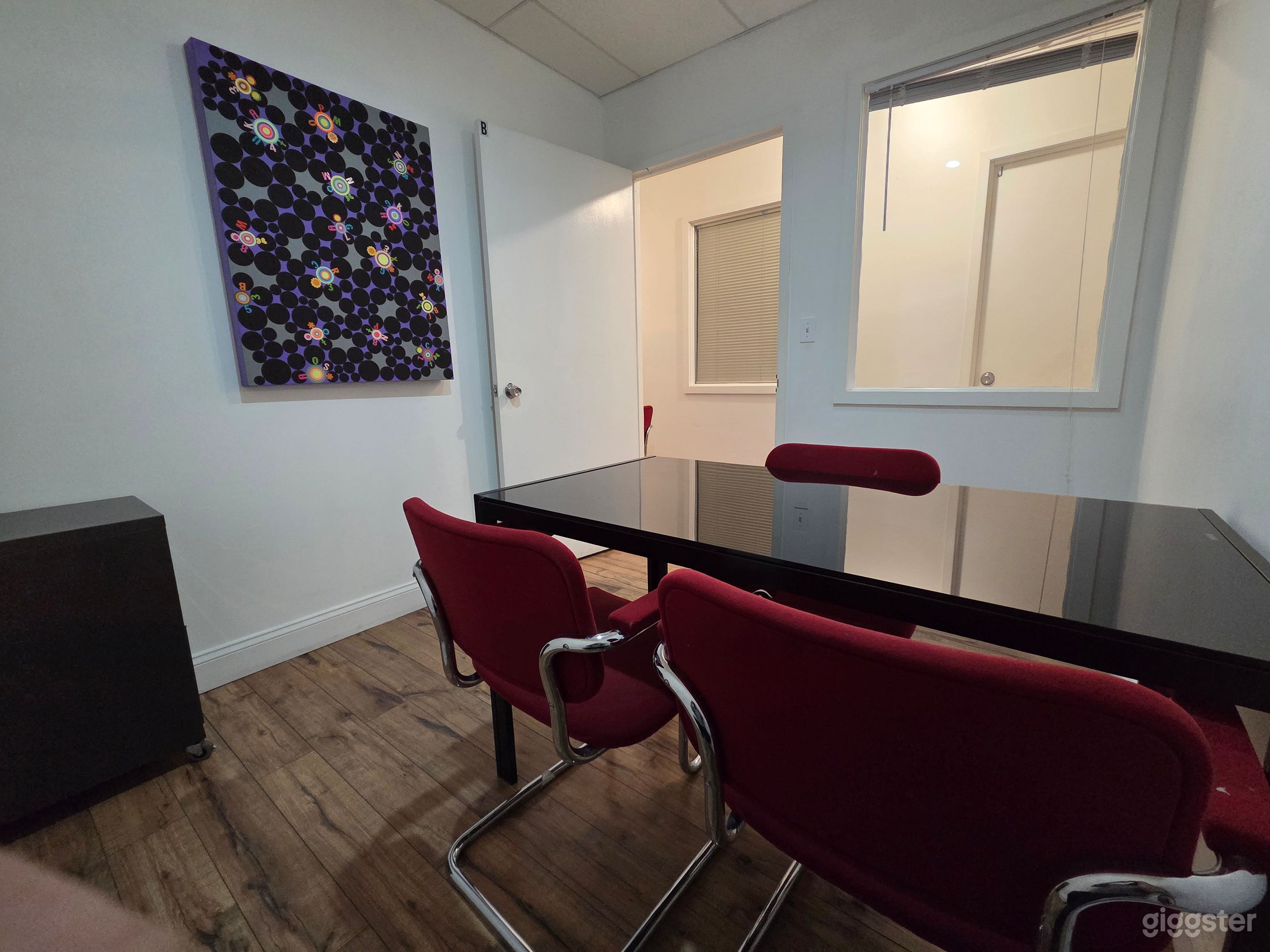 704-B: 3-Person Private Office in Midtown, New York City Photo 3