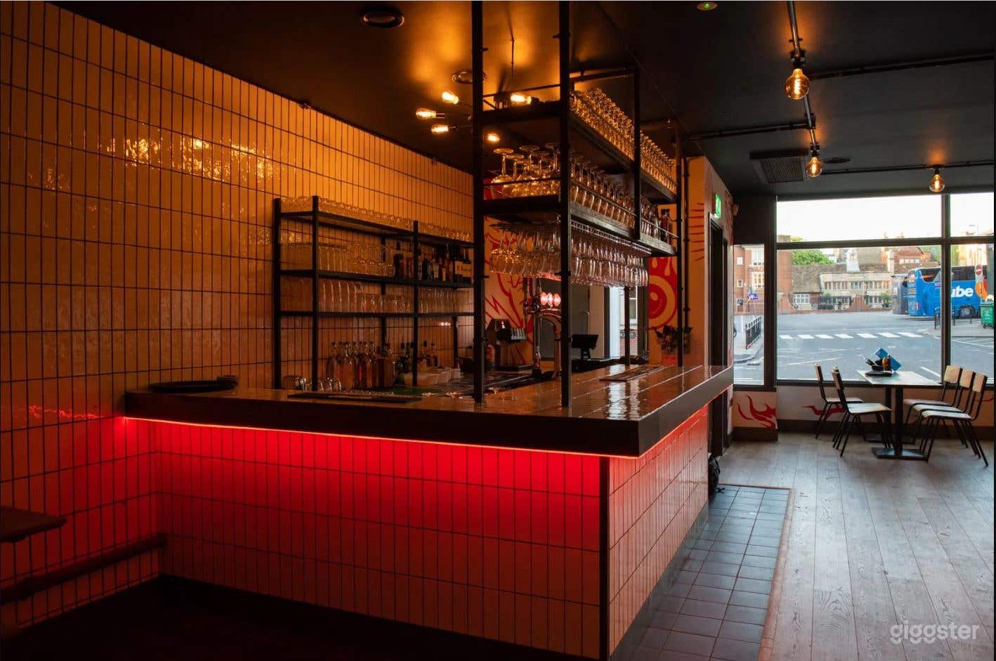 Cozy and relaxing Restaurant in Oxford Photo 1