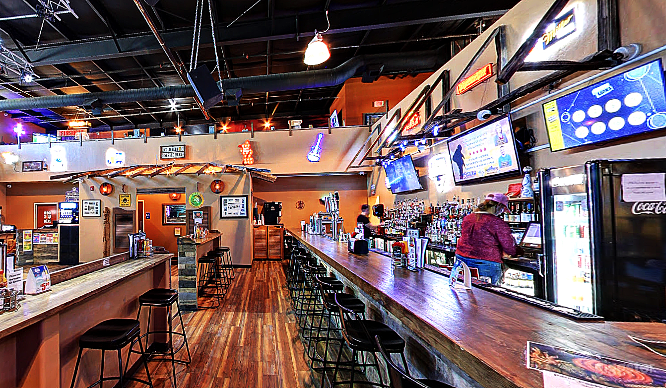 Honktonk Bar with Live Music Stage Photo 4