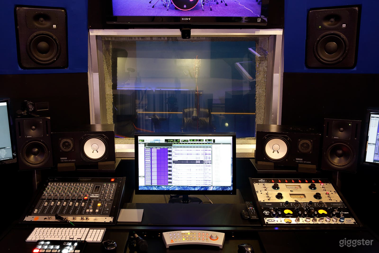 Control Room A Photo 3