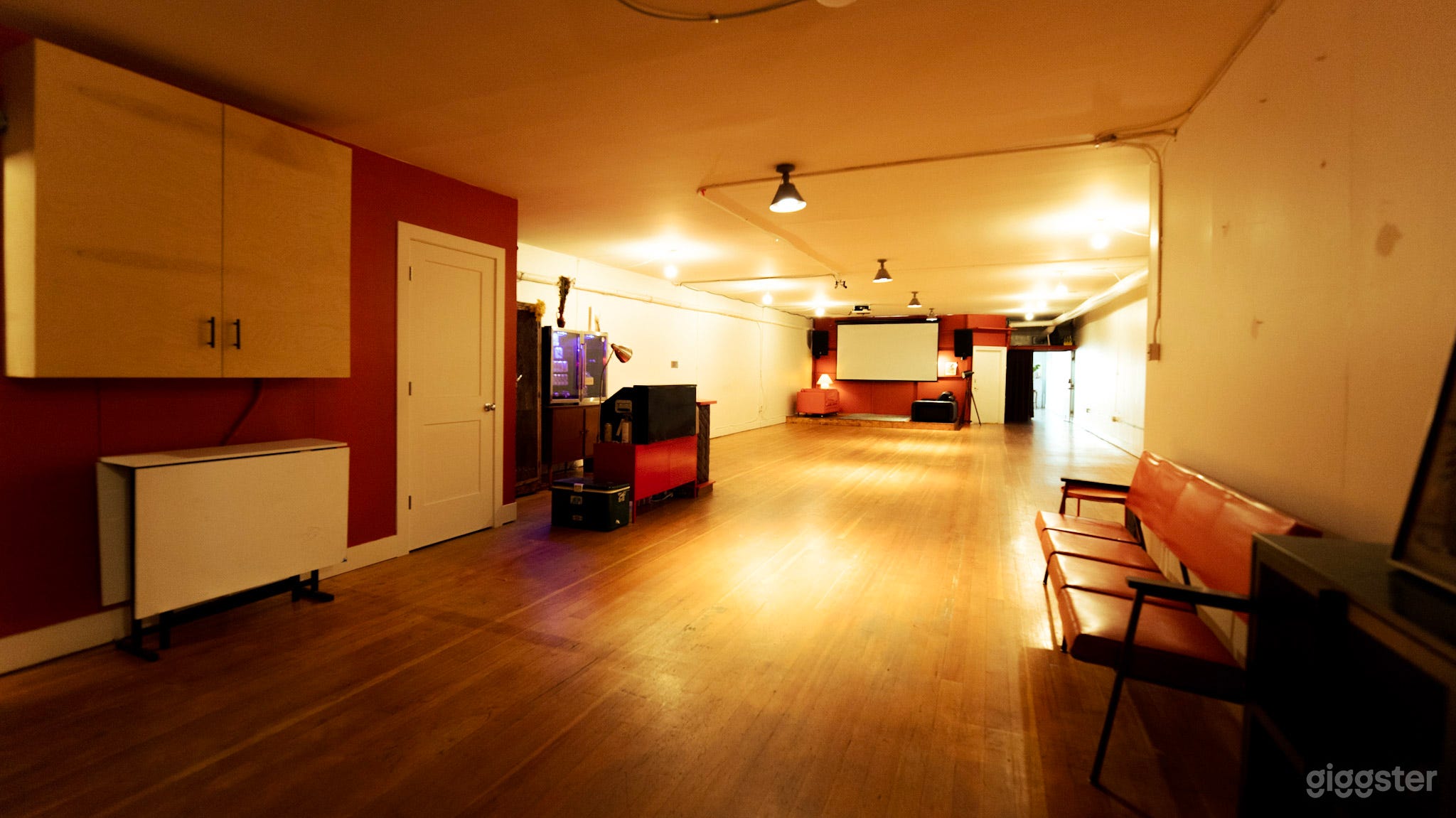 Urban Downtown Vancouver Event Space Photo 2